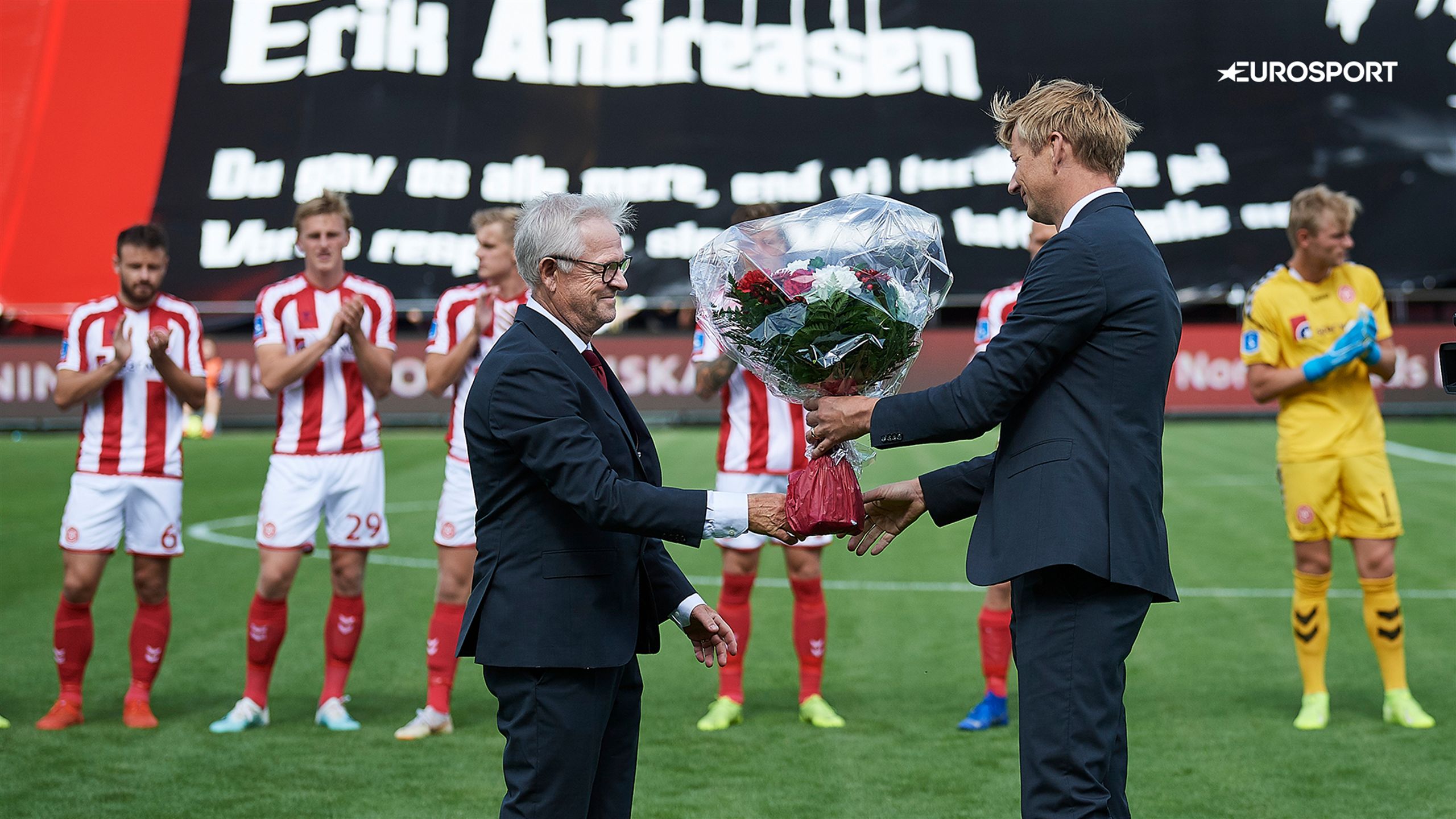 Officielt Allan Gaarde Stopper I AaB Med jeblikkelig Virkning Eurosport