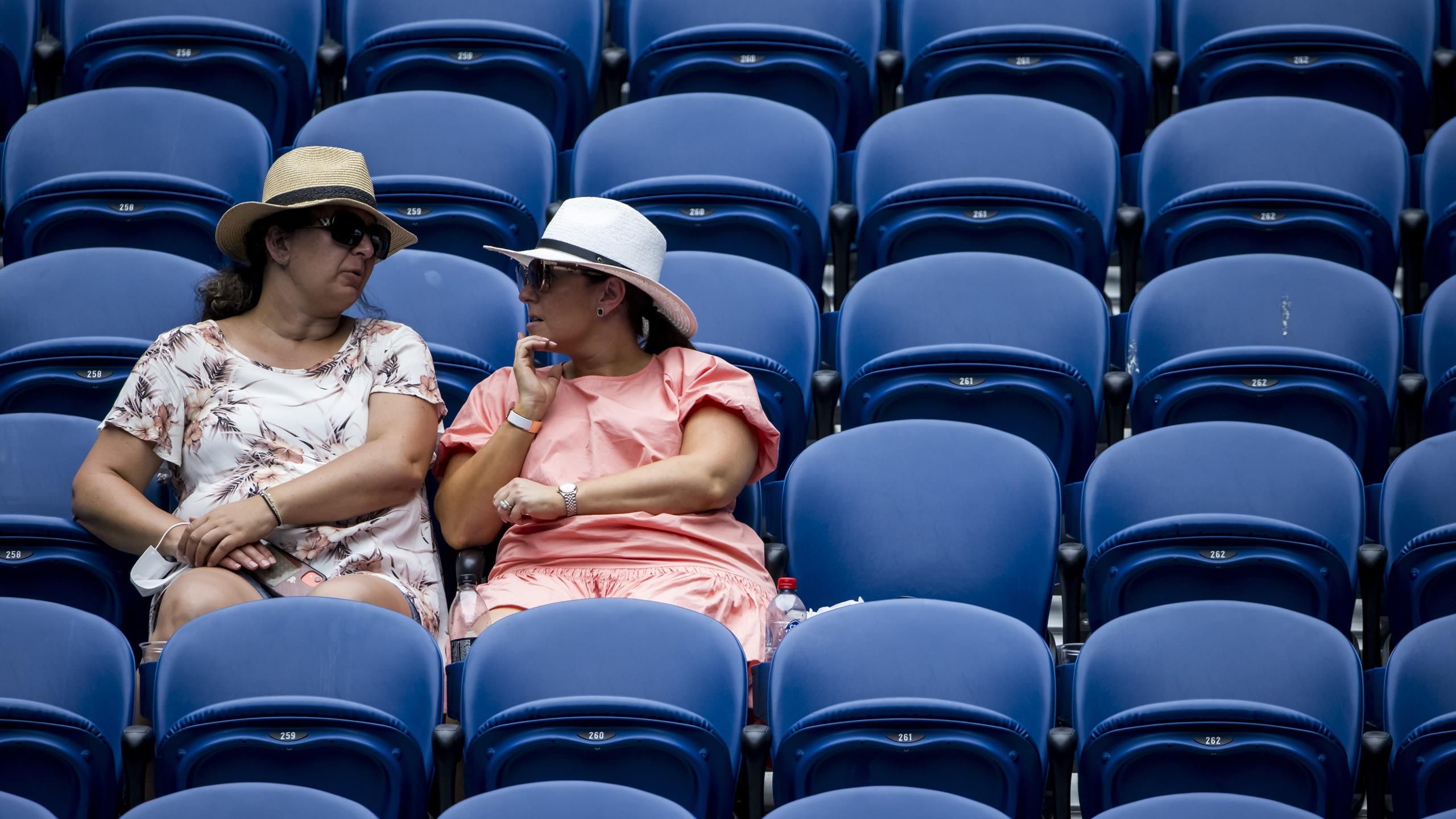 Australian Open 2021 Melbourne enters new lockdown, crowds barred