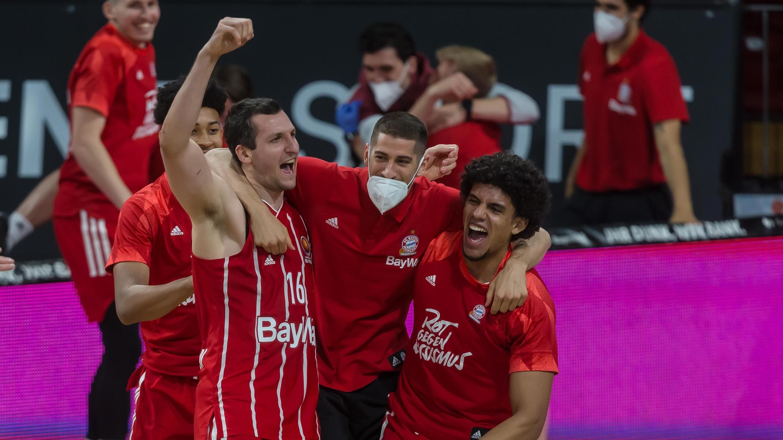 BBL-Pokal: Bayern-Basketballer schlagen Alba Berlin und küren sich zum ...