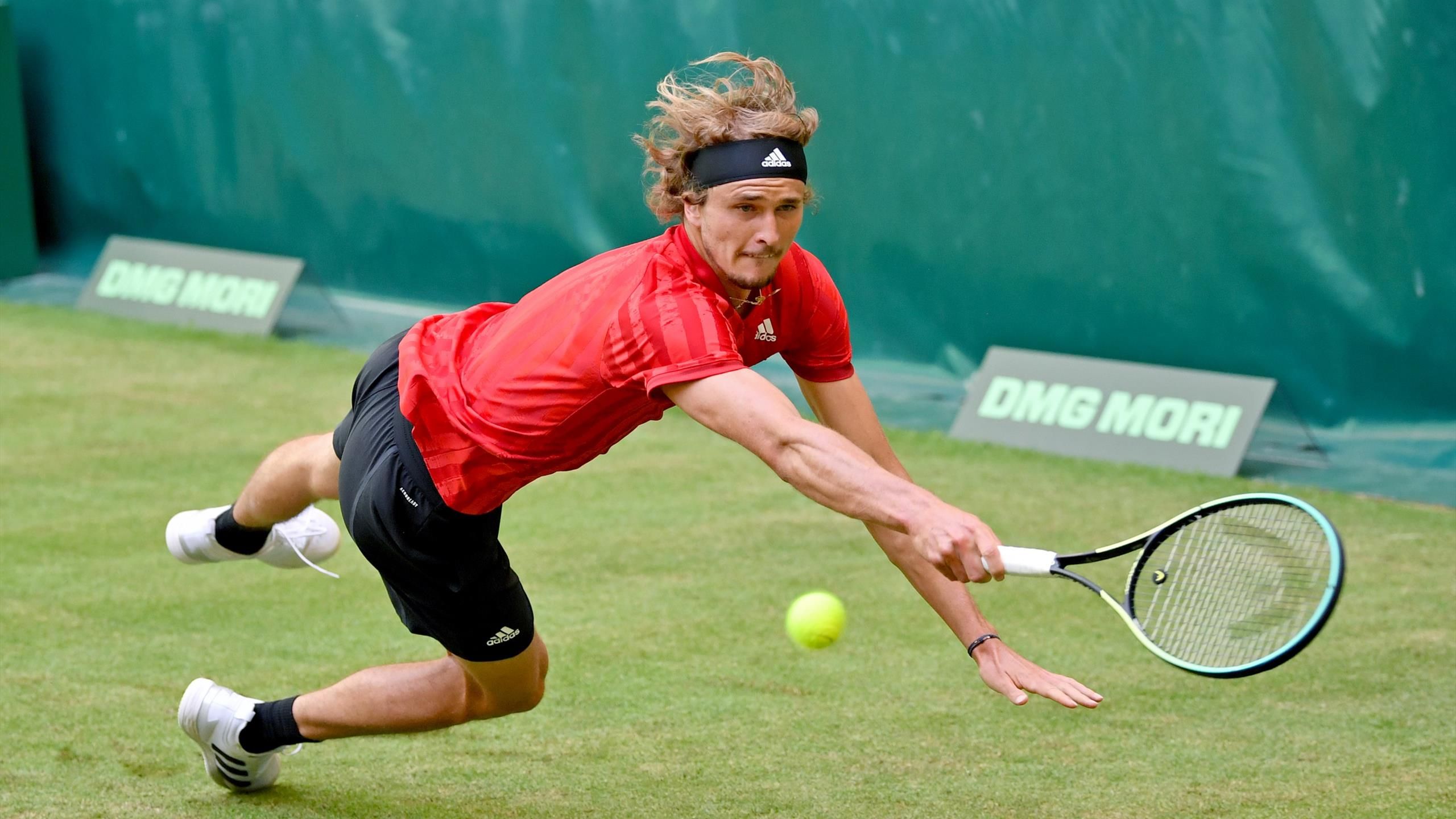 Alexander Zverev verpatzt Wimbledon-Generalprobe in Halle Müde und ratlos nach Aus