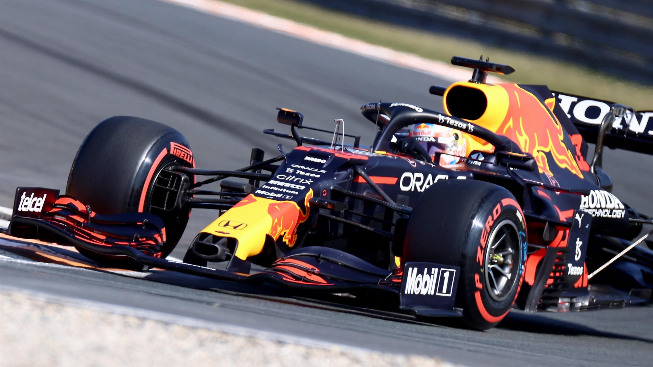 Dutch Grand Prix qualifying Max Verstappen takes 10th pole in Zandvoort, Lewis Hamilton second