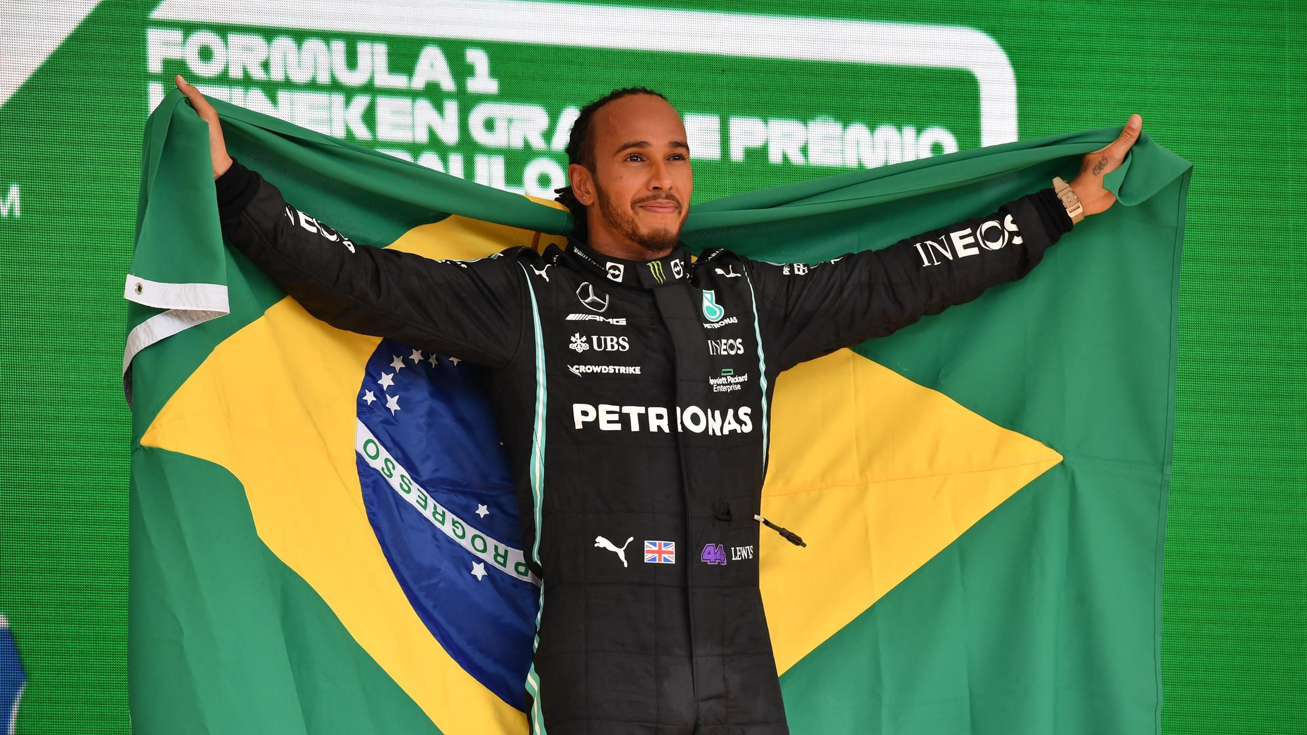 Honorary Brazilian Hamilton would love a 'home' win