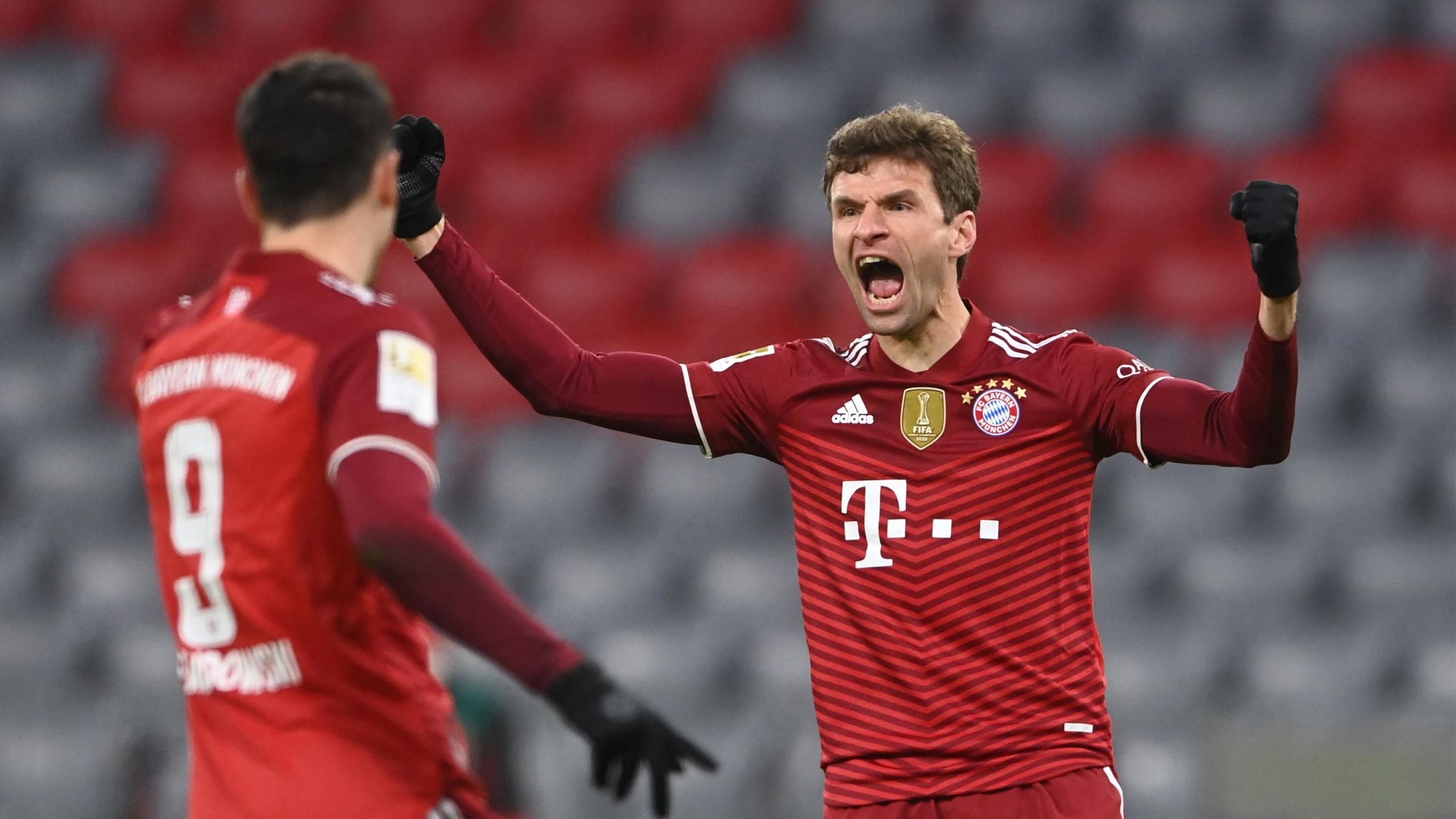FC Bayern München schlägt VfL Wolfsburg zum Hinrunden-Abschluss klar - Müller trifft im 400