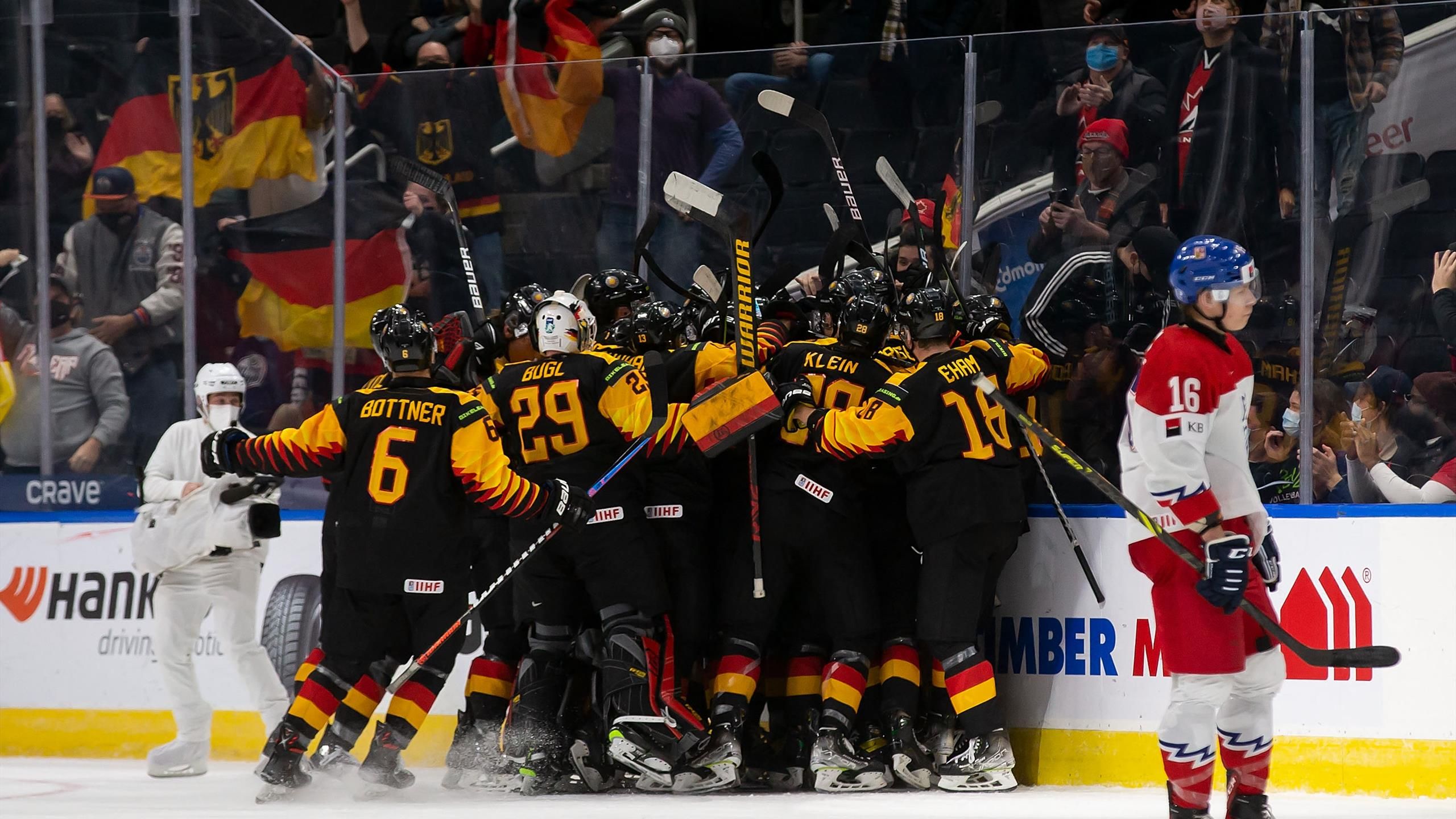 U20-WM Deutsche Eishockey-Junioren schlagen Tschechien und holen ersten Sieg in Kanada