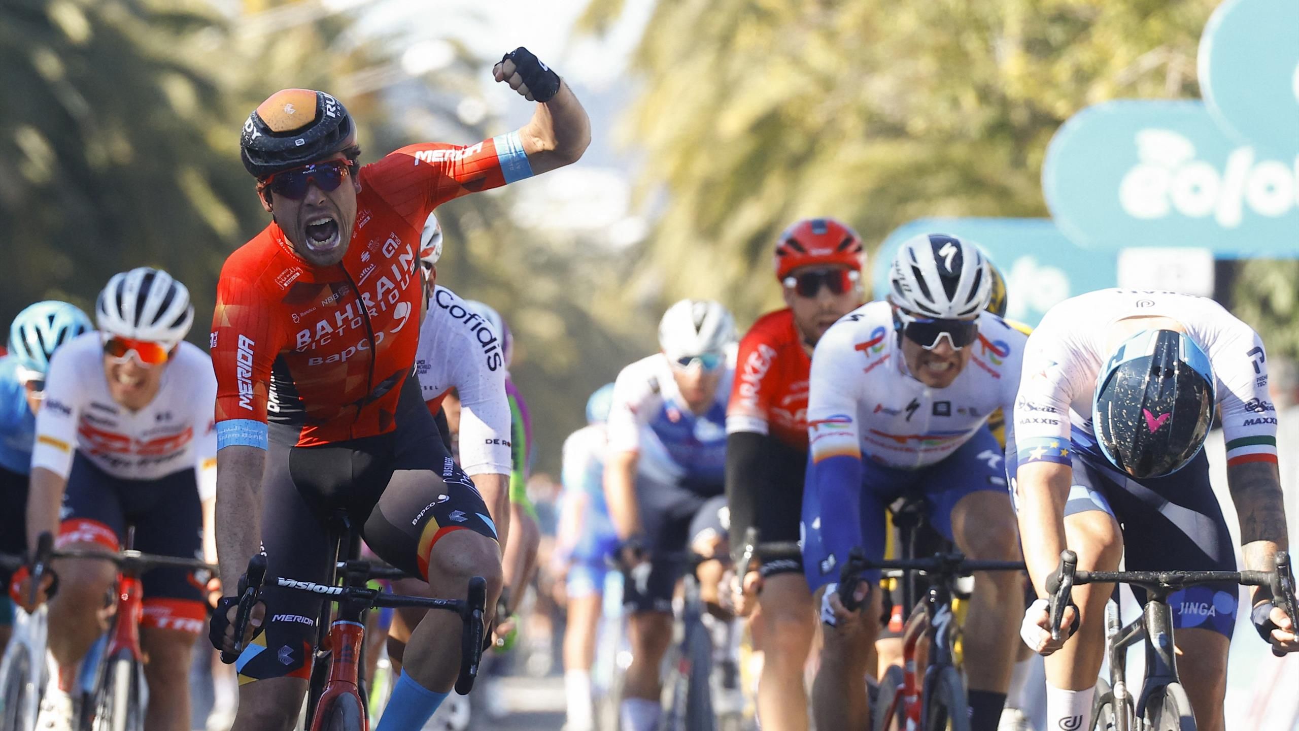 TirrenoAdriatico Bauhaus wint onoverzichtelijke sprint, Pogacar pakt