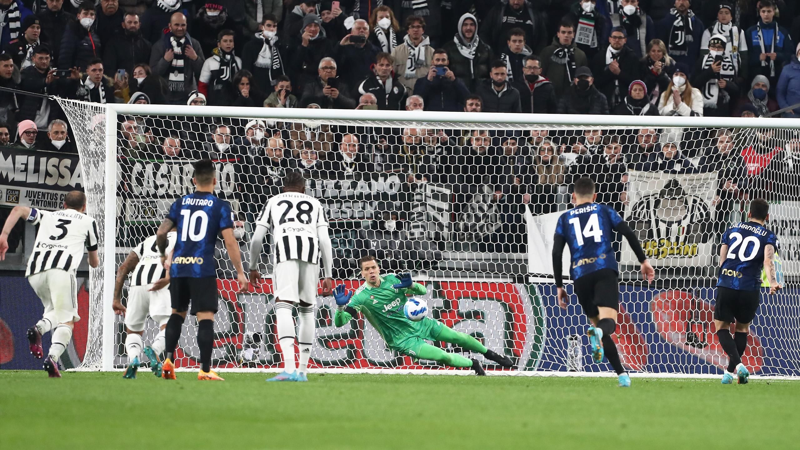 OptaPaolo] 2 – AC Milan have lost two home league games in a row without  scoring (0-1 v Juventus, 0-1 v Udinese) for the first time since September  2012 in Serie A (