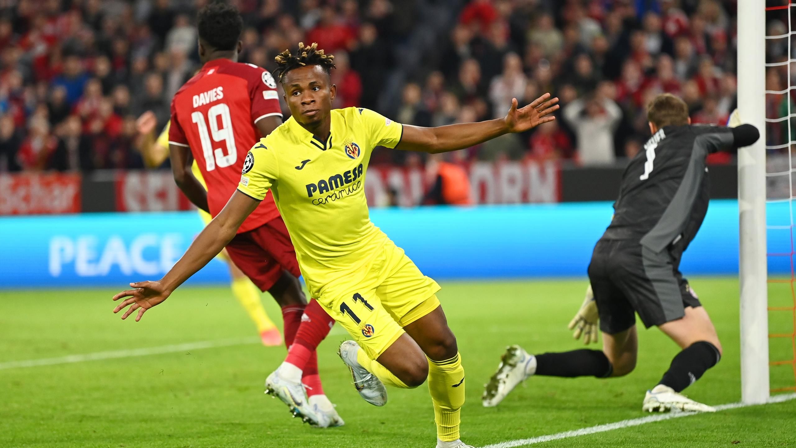 FC Bayern scheidet gegen FC Villarreal aus der Champions League aus - Samuel Chukwueze schockt die Allianz Arena