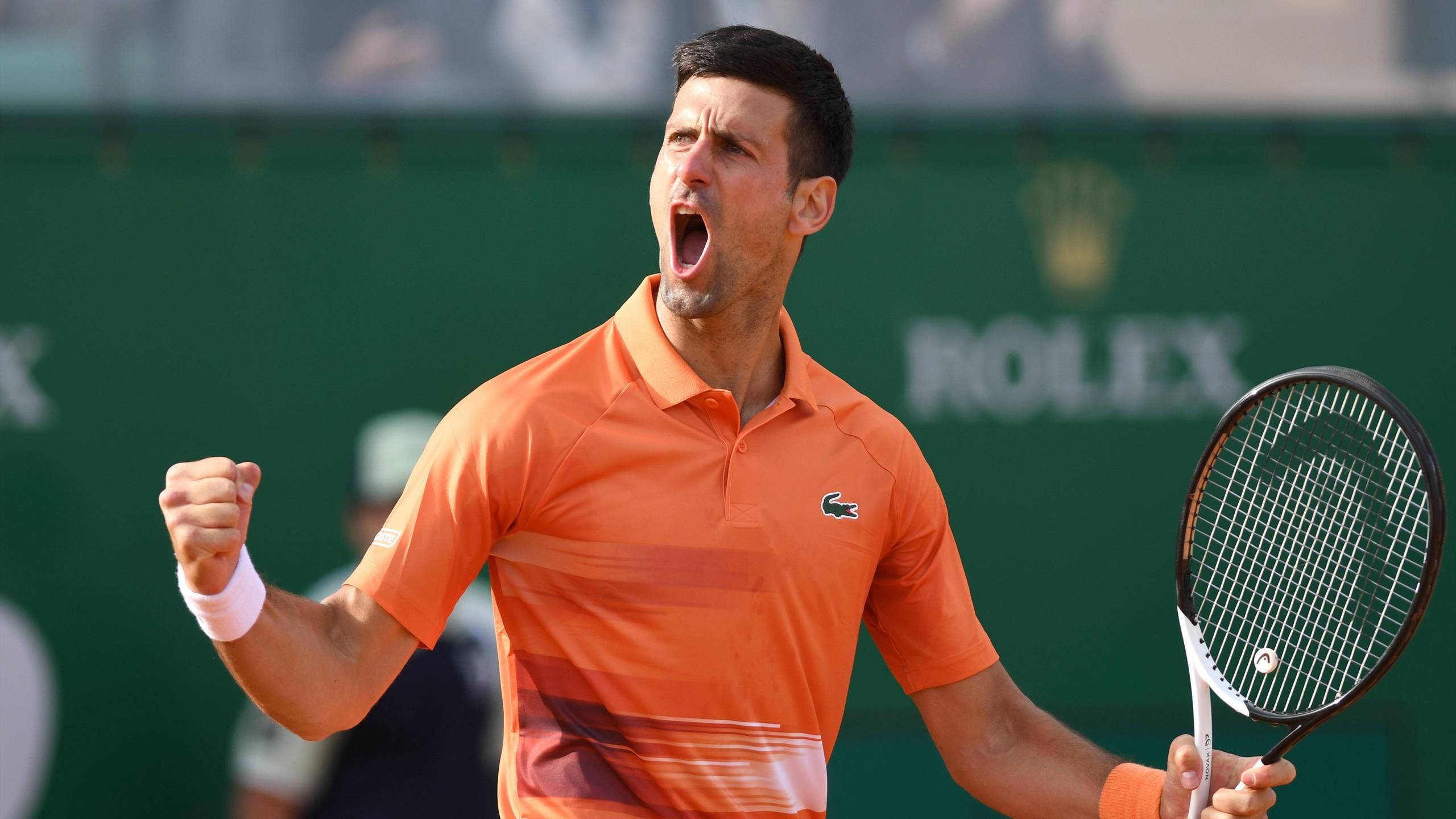 ATP Belgrad Titelverteidiger Novak Djokovic müht sich gegen Landsmann