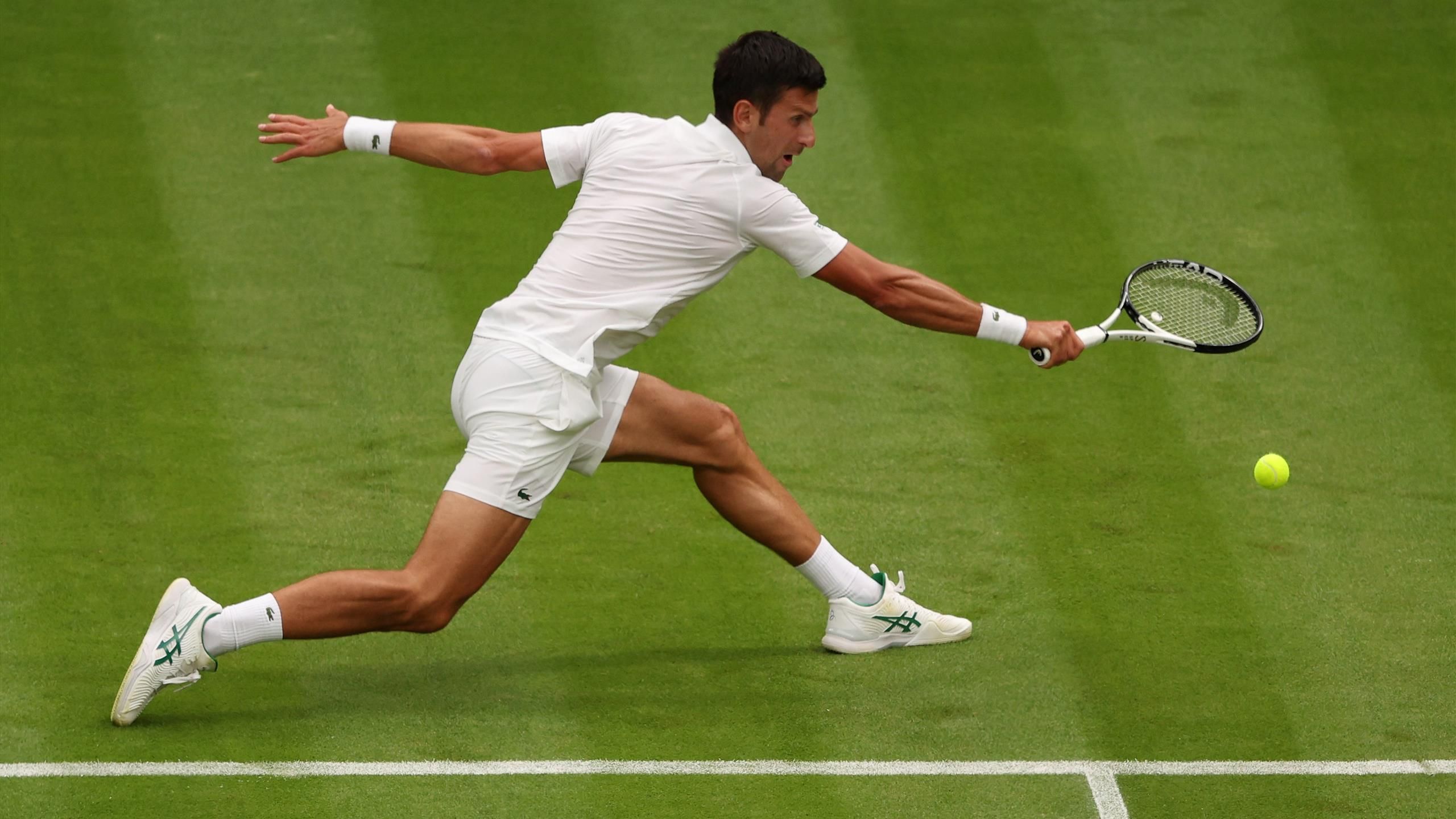 Wimbledon - So lief der Tag Djokovic und Kerber ziehen in zweite Runde ein, Struff scheitert an Alcaraz