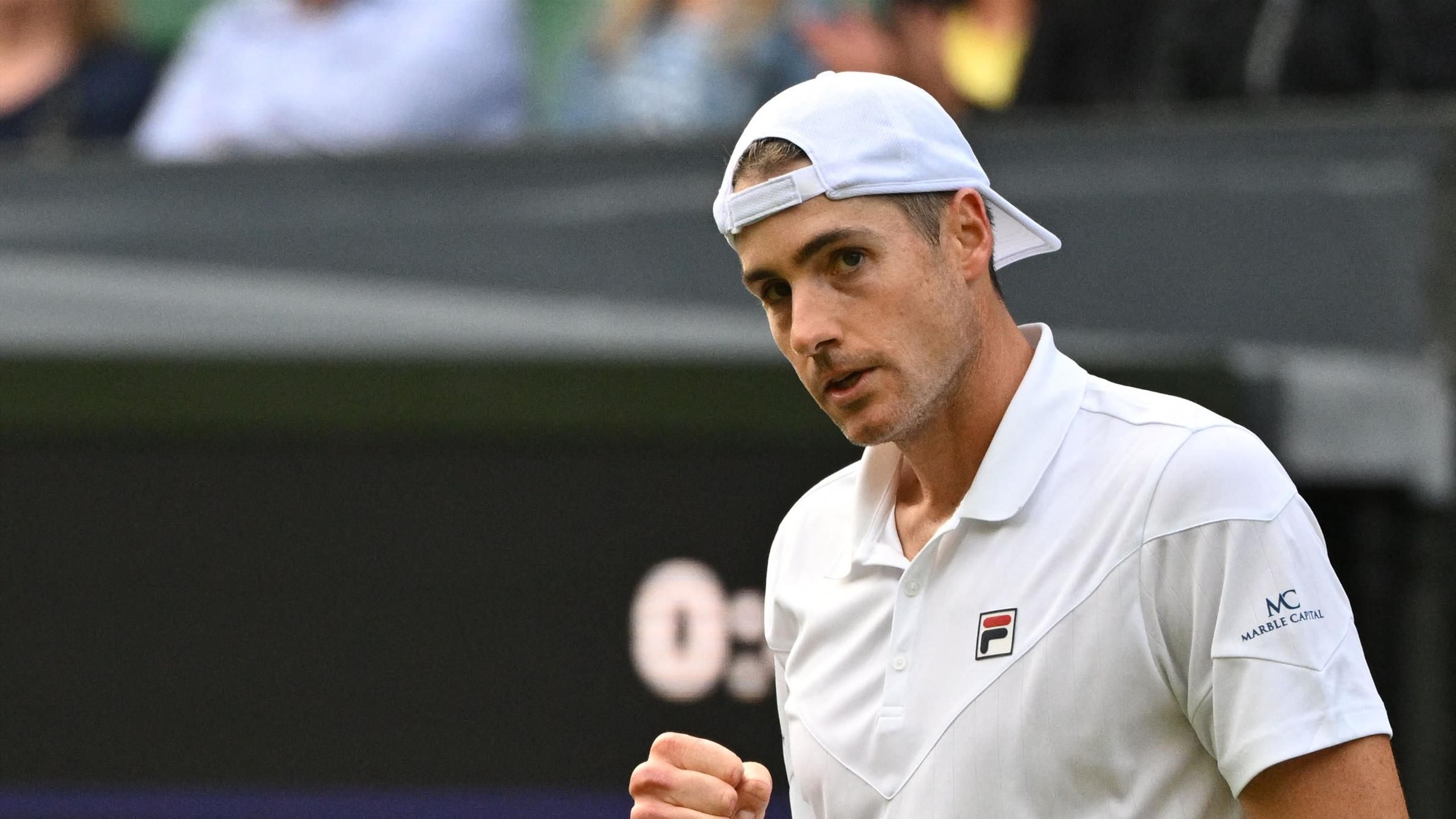 Wimbledon 2022 - Andy Murray out as John Isner progresses in style with impressive victory on Centre Court