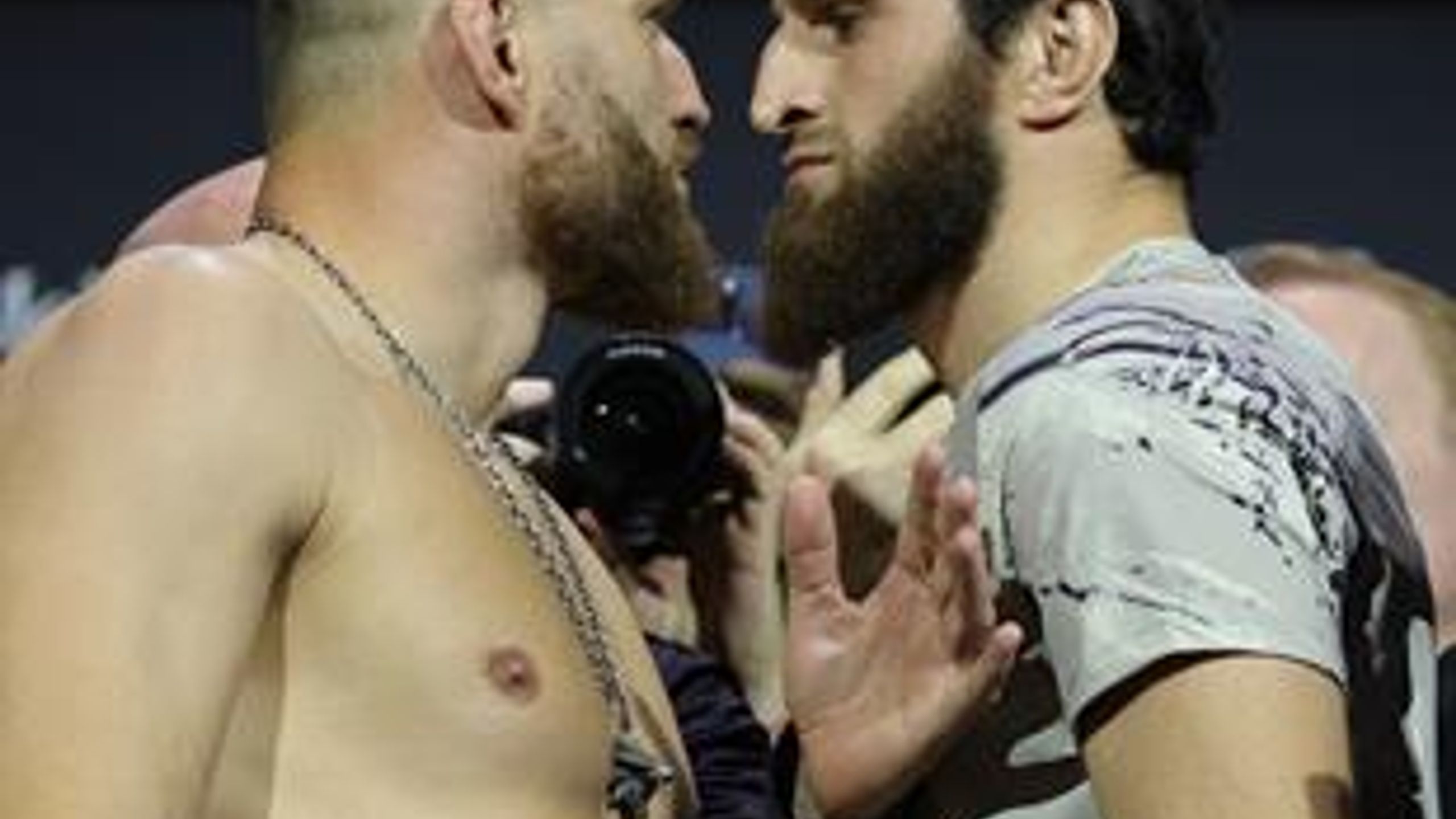 UFC 282 | Eurosport Panel vs Danny den Os picks - Eurosport