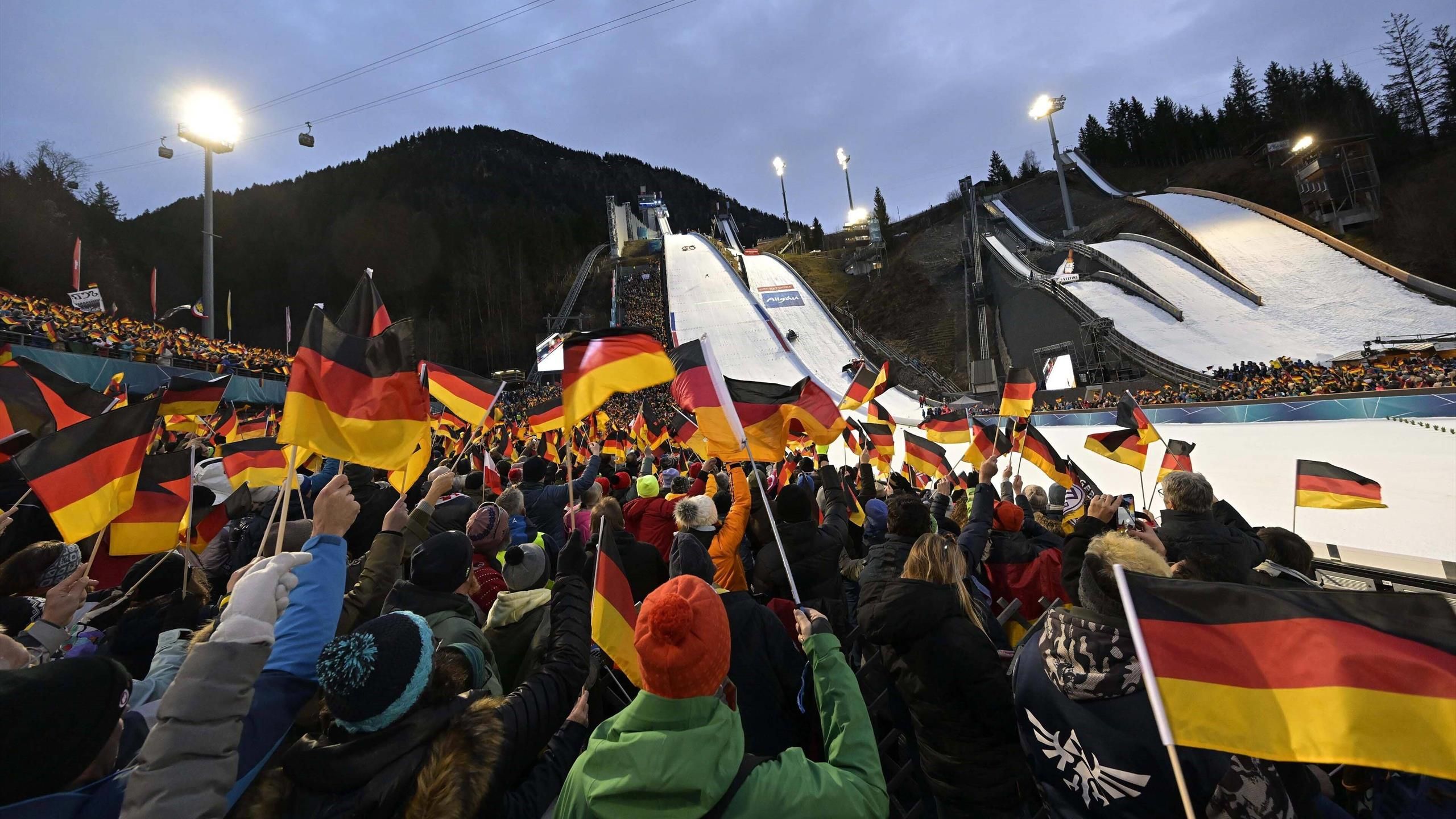 Übertragung Vierschanzentournee jetzt live im TV, Livestream und Liveticker Das Springen in