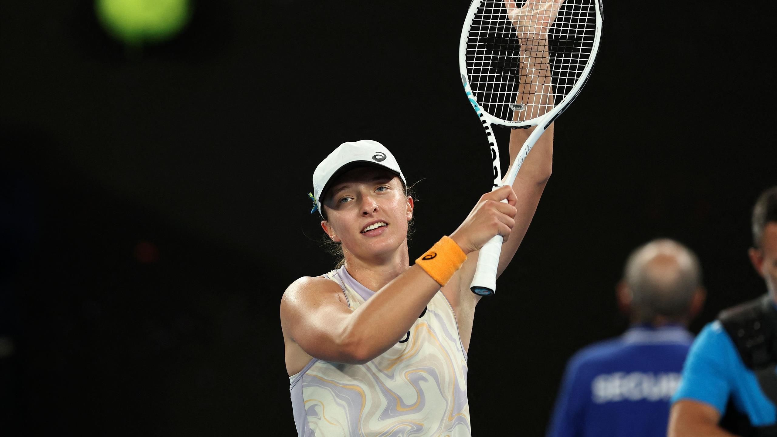 Iga Swiatek surges into Australian Open third round after easy win over Camila Osorio in Melbourne