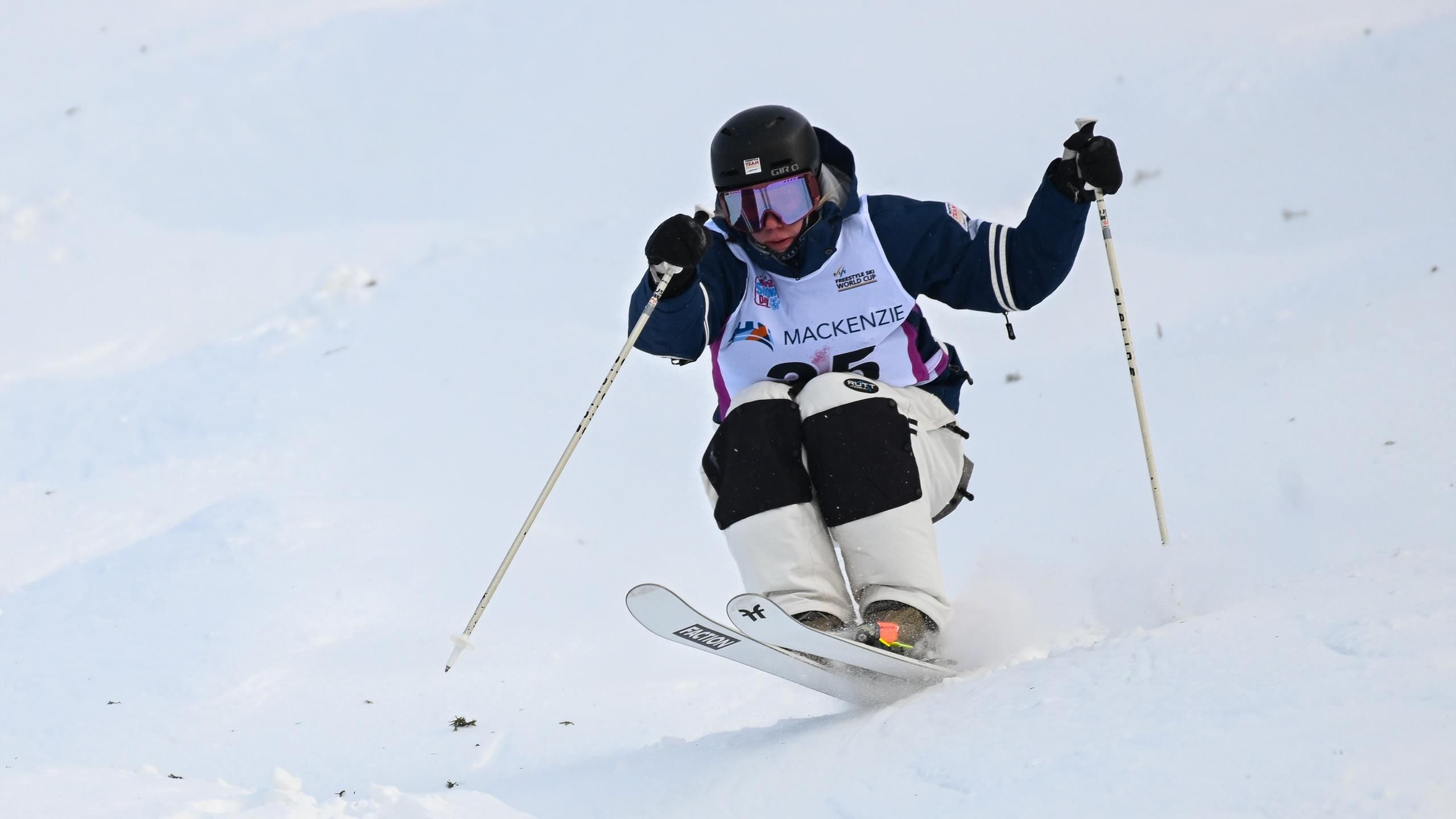 Freestyle WM Hanna Weese Erzielt Achtungsergebnis Perrine Laffont 