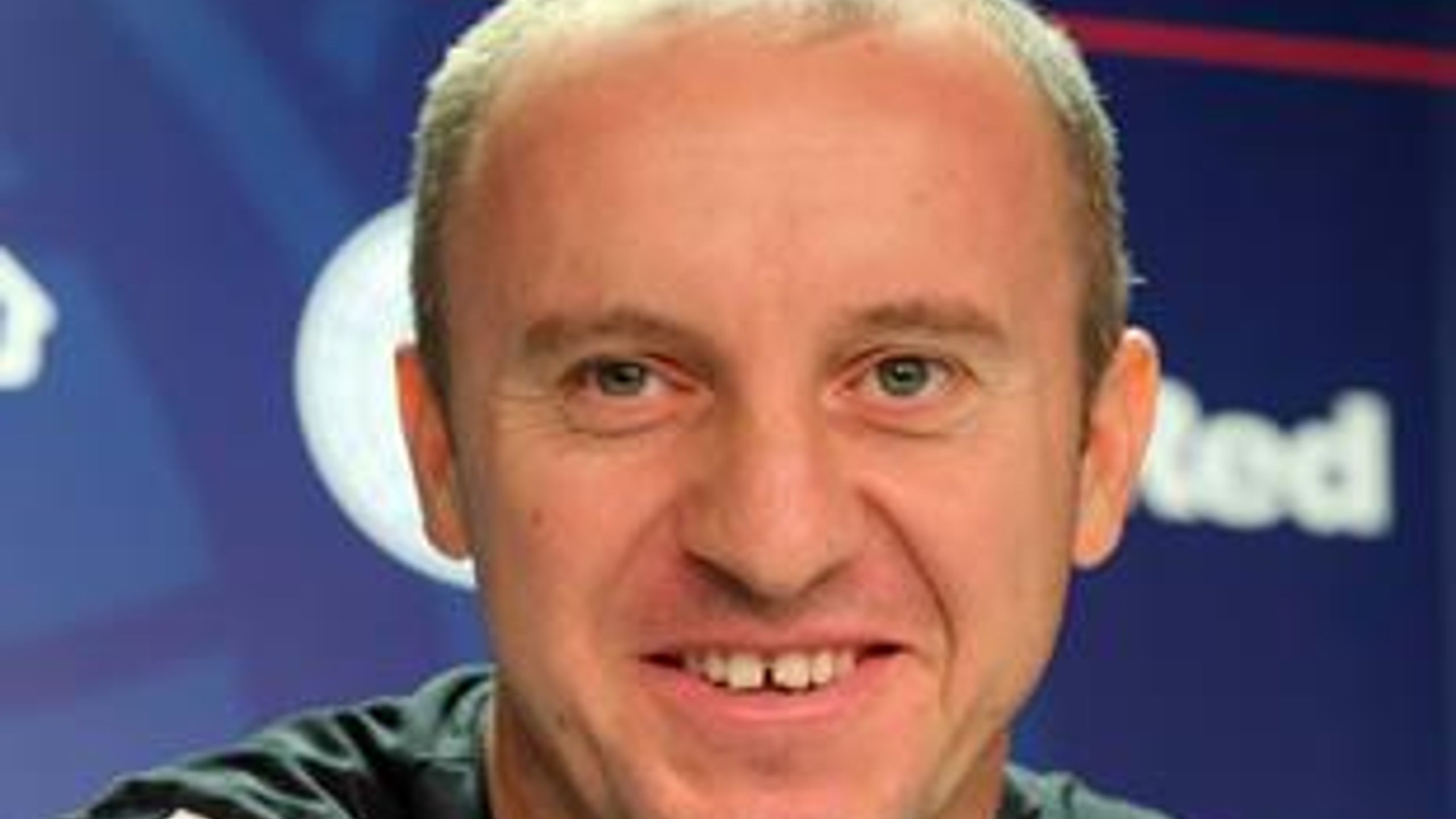 Aleksandar Vuković na konferencji prasowej przed meczem Rangers FC ...