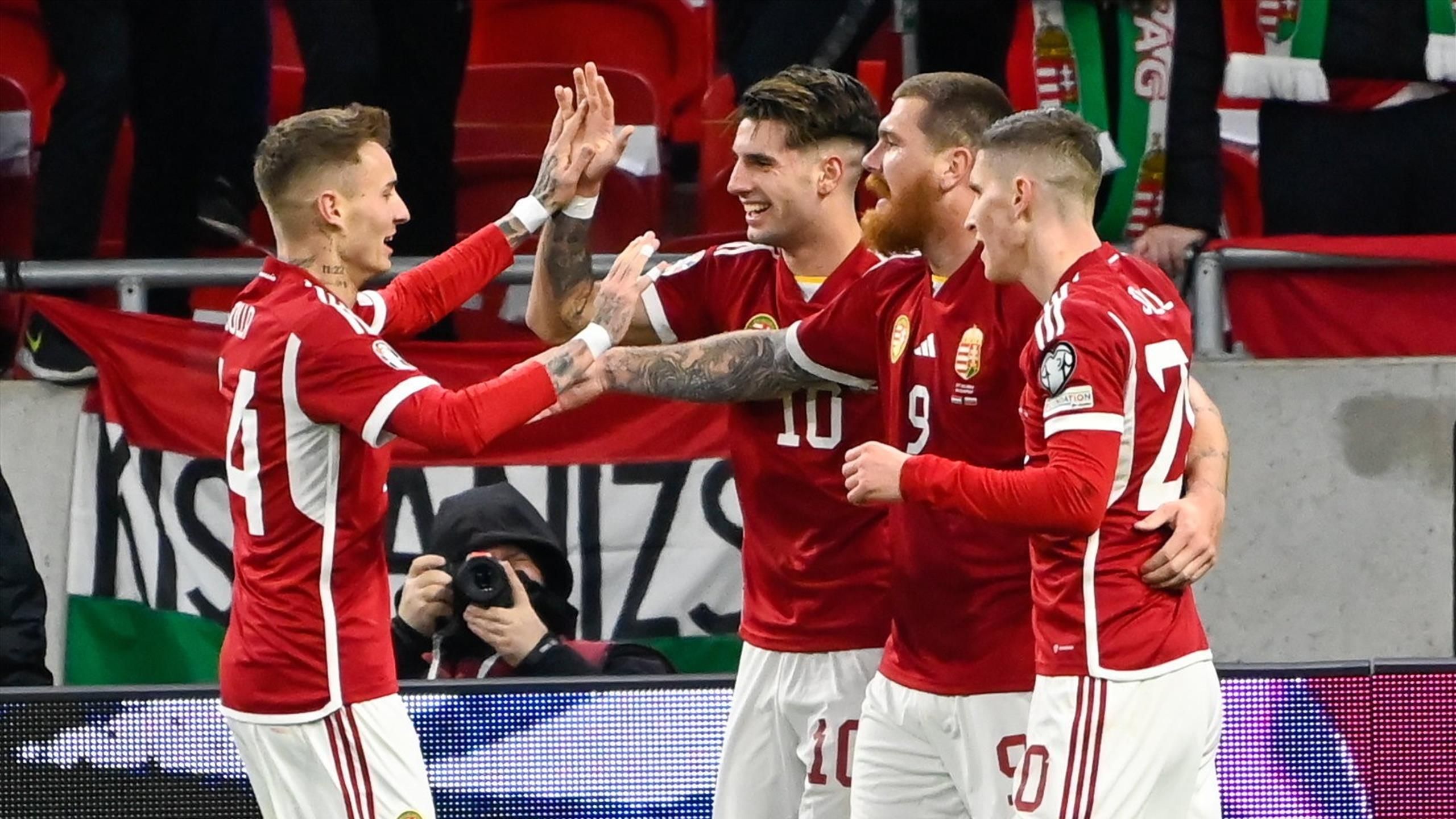 A Rapid Wiennél folytatja pályafutását a magyar válogatott szélsője