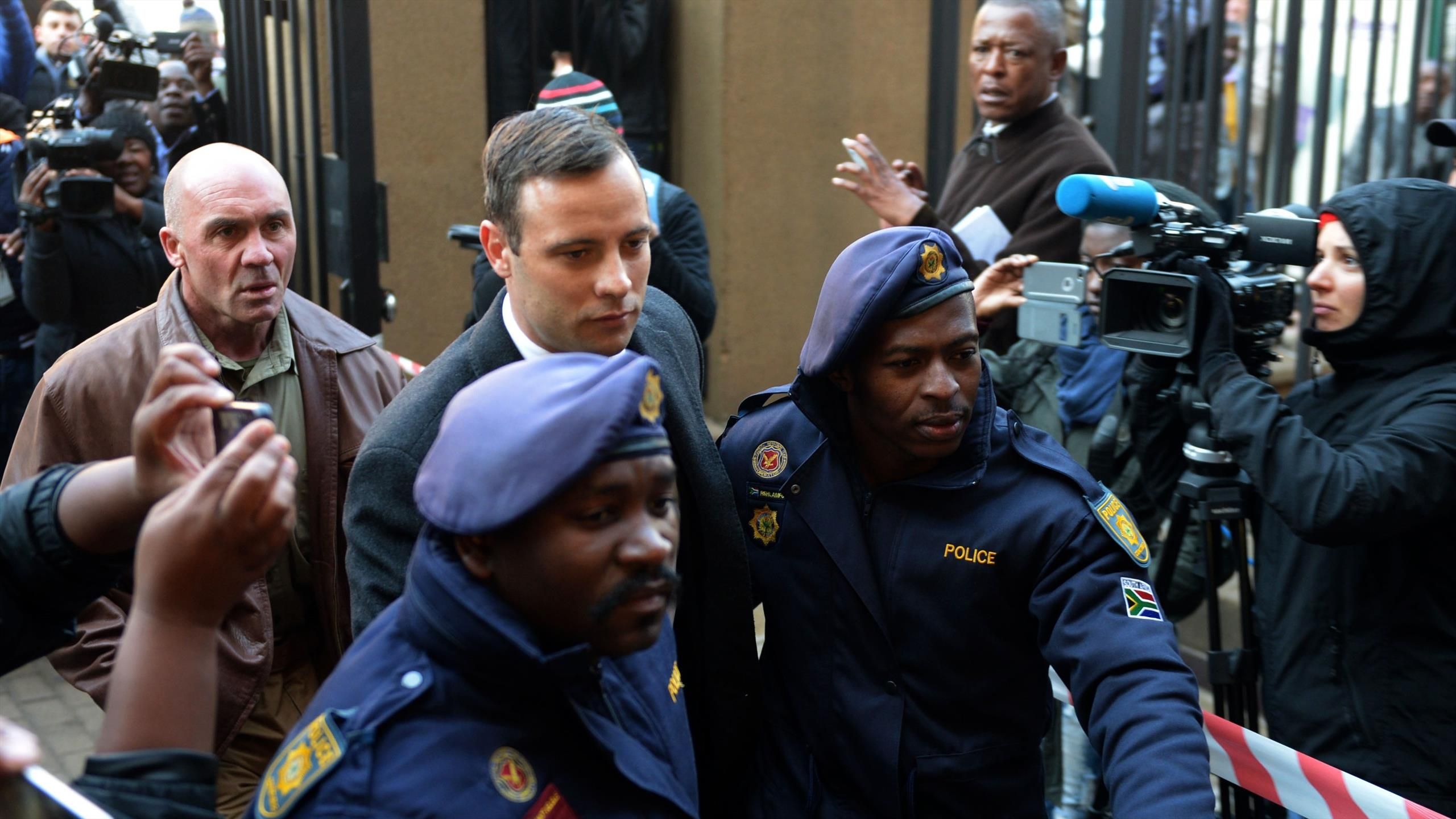 Oscar Pistorius opuścił więzienie. Zabił partnerkę, tłumaczył, że strzelał do włamywacza - Eurosport