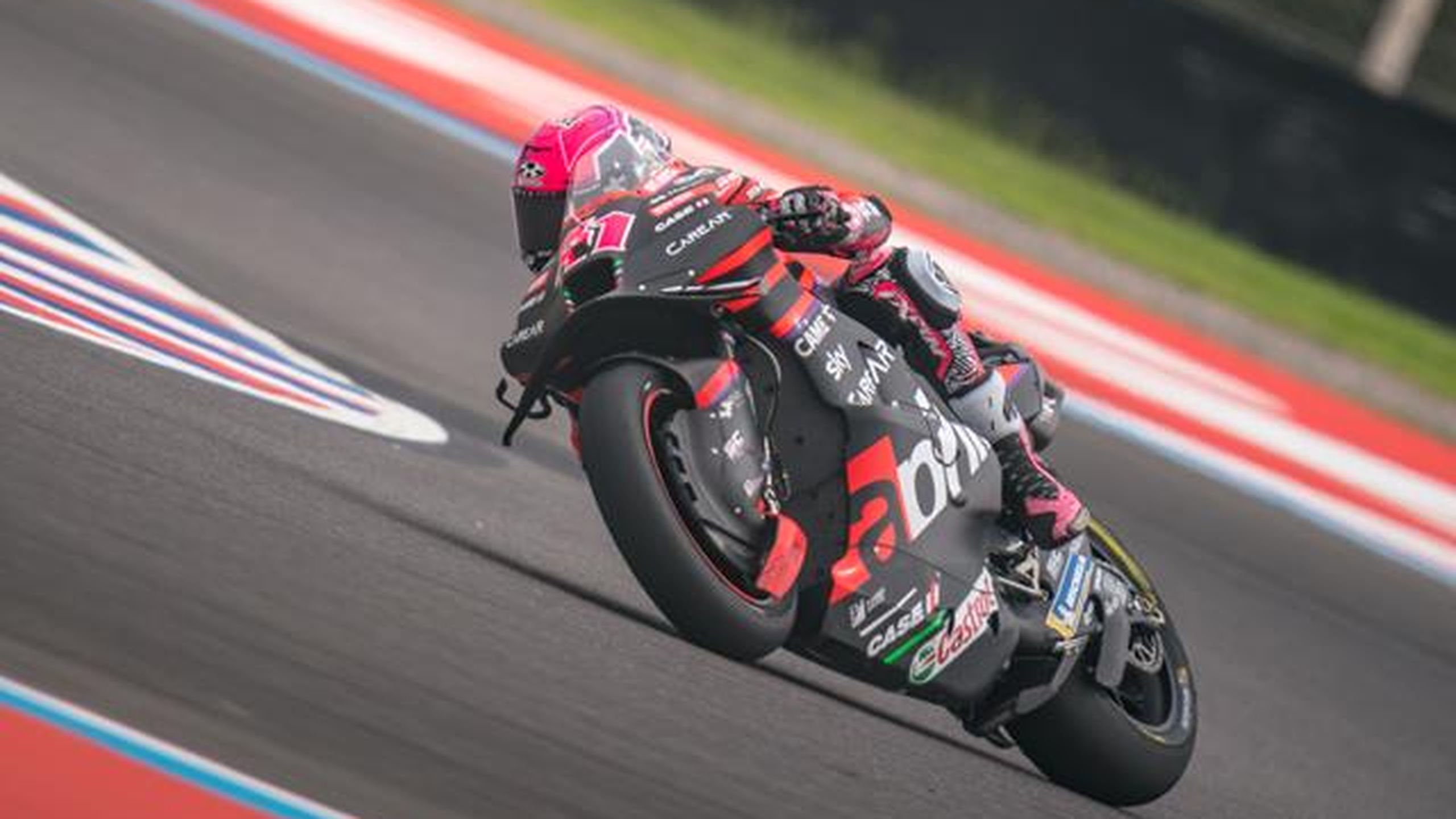 MotoGP, Aleix Espargarò spazza via tutti nelle prove a Silverstone ...