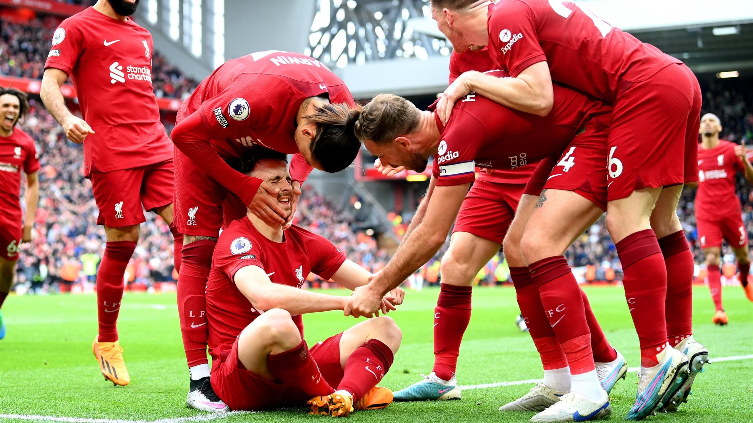 Liverpool empata com Tottenham em casa e se complica no Campeonato Inglês -  Superesportes