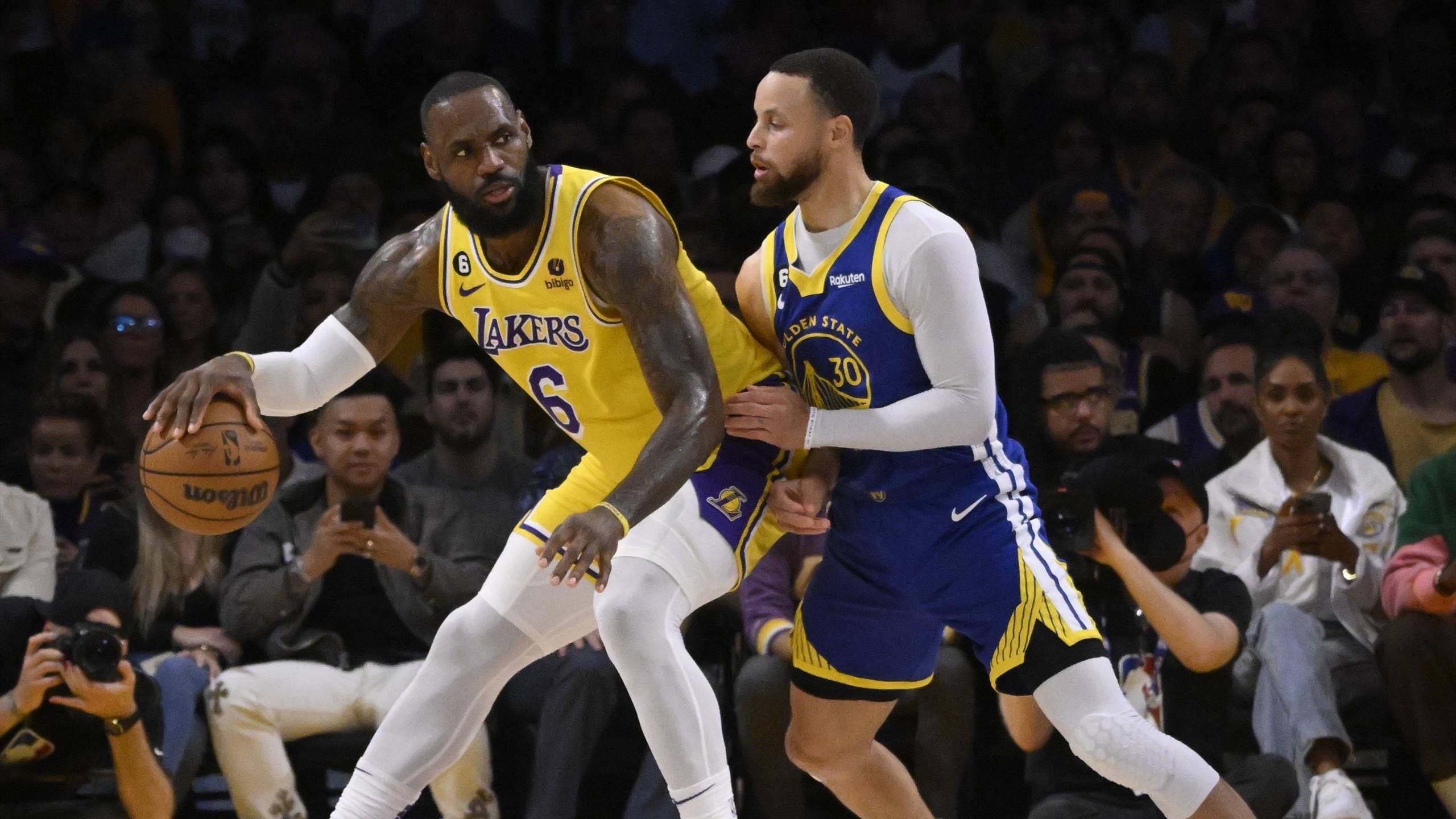 NBA, risultati della notte playoff, Heat e Lakers alle finali, chiuse le serie con Knicks e