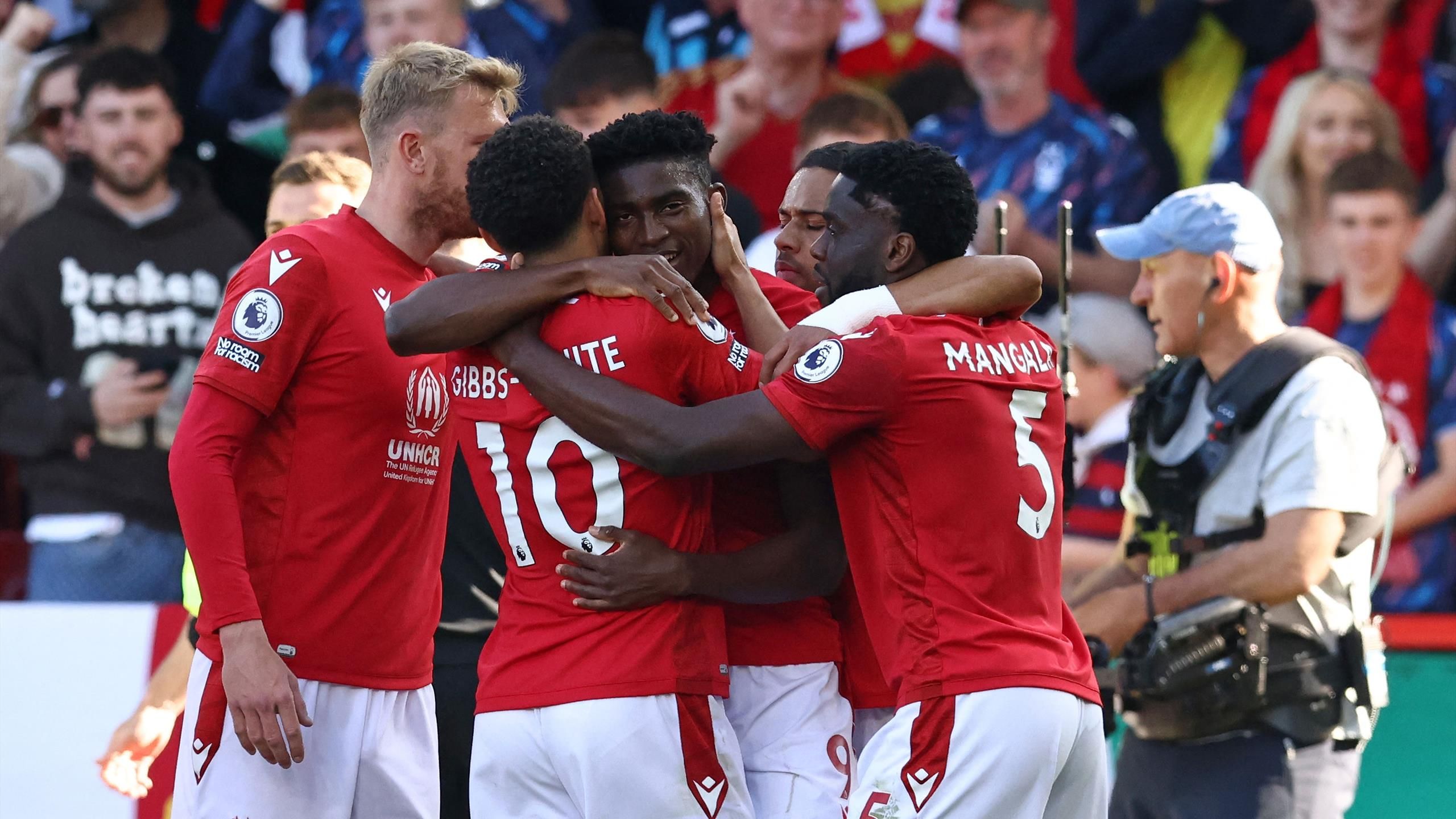 Nottingham Forest 1-0 Arsenal - Hosts end Gunners Premier League title hopes with Man City confirmed as champions