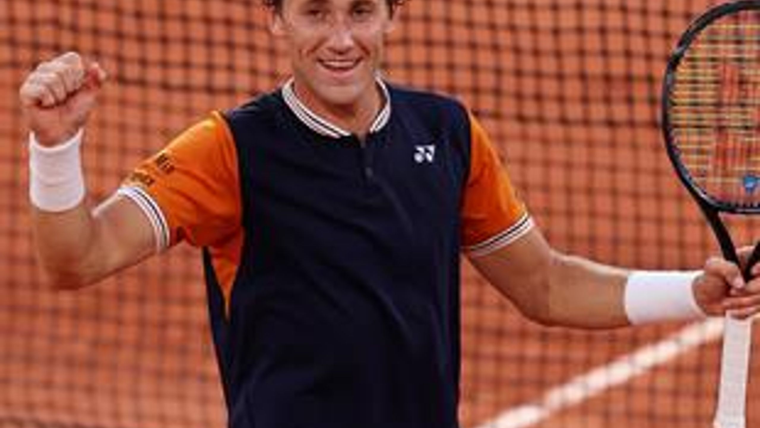 Casper Ruud po raz drugi zagra w finale Roland Garros. Pewnie pokonał ...