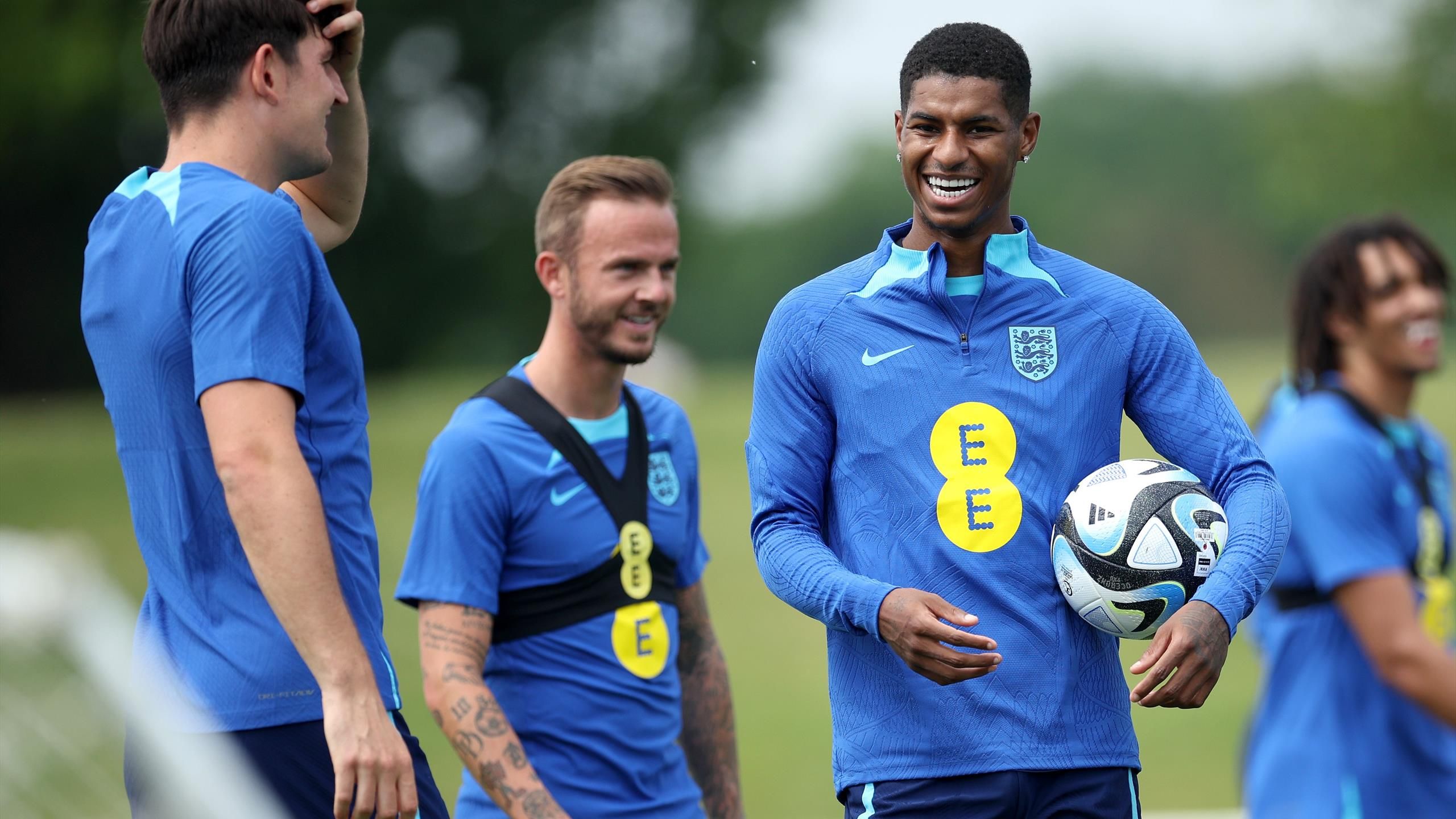 Marcus Rashford hits out at 'mad' schedule and being pushed to 'absolute limits', says "100%" committed to England - Eurosport