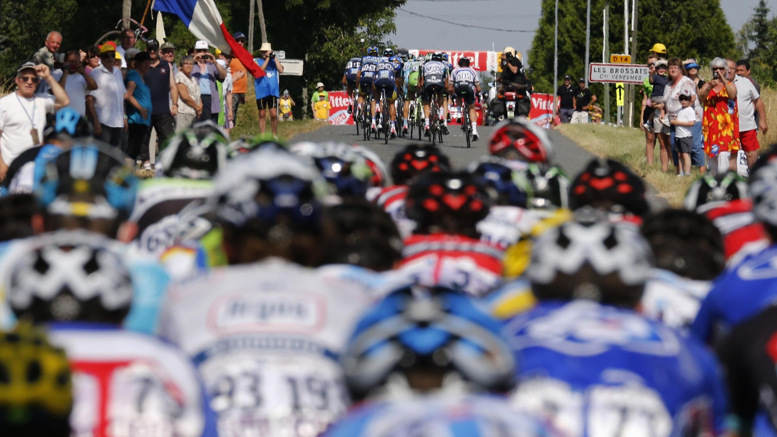 Tour de France | Waaieralarm! – Wanneer moet je voor de televisie