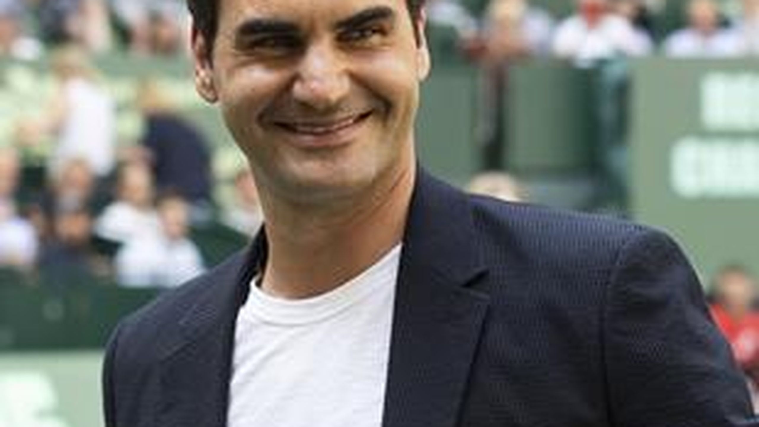 Vidéo - Roger Federer guest star d'un concert de Coldplay à Zurich ...