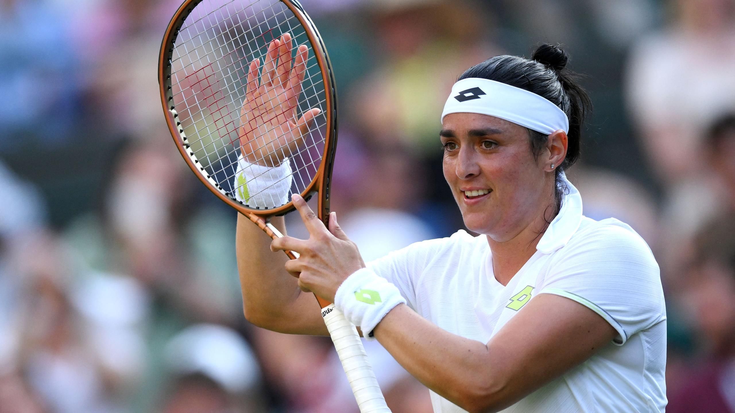 Alexandrova wins first triple-tiebreak Wimbledon match in Open Era