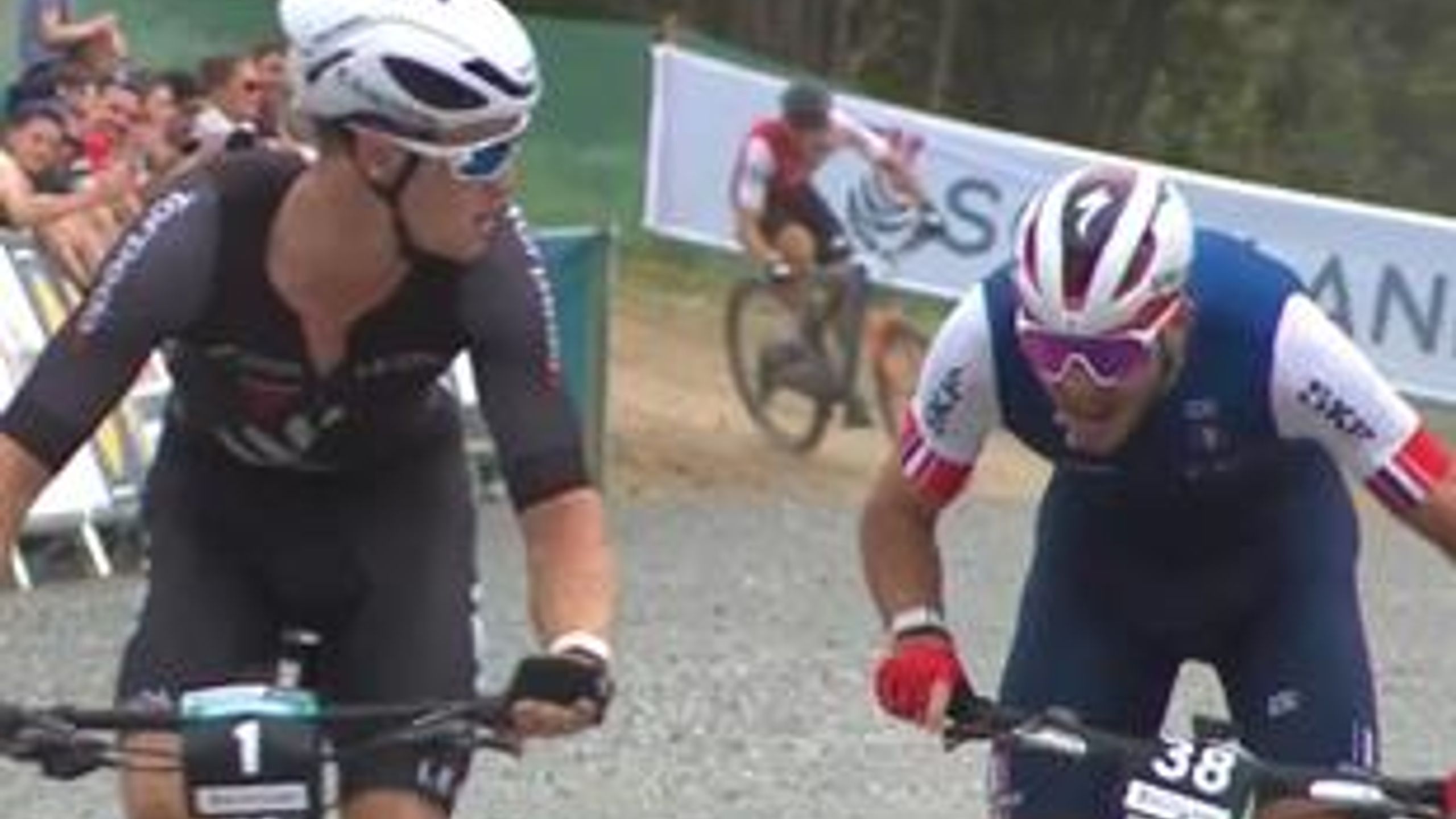 VTT - Sam Gaze champion du monde devant Victor Koretzky, Tom Pidcock 3e ...