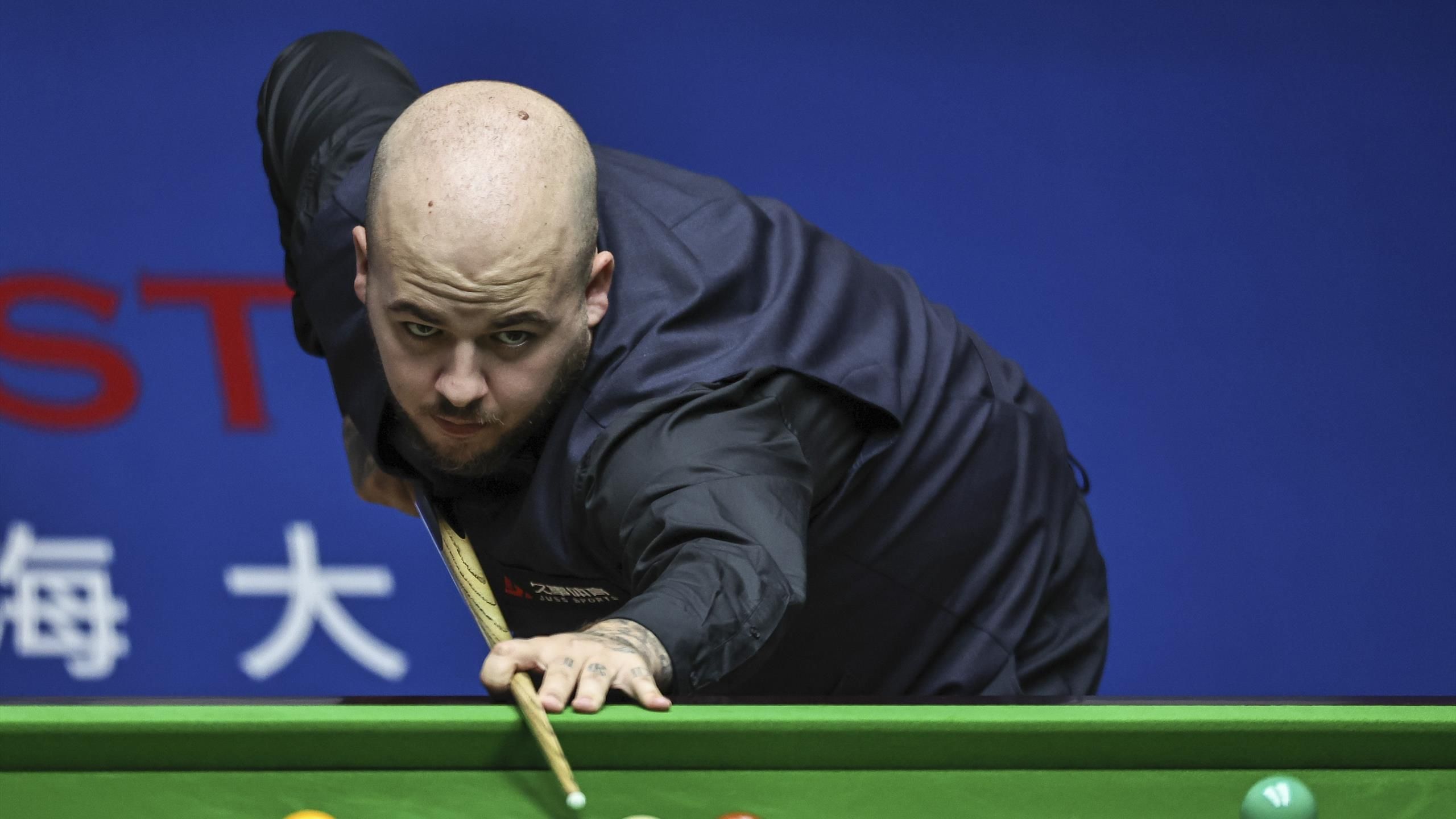 Luca Brecel squeezes past Neil Robertson to set up Ronnie OSullivan clash in final of Shanghai Masters