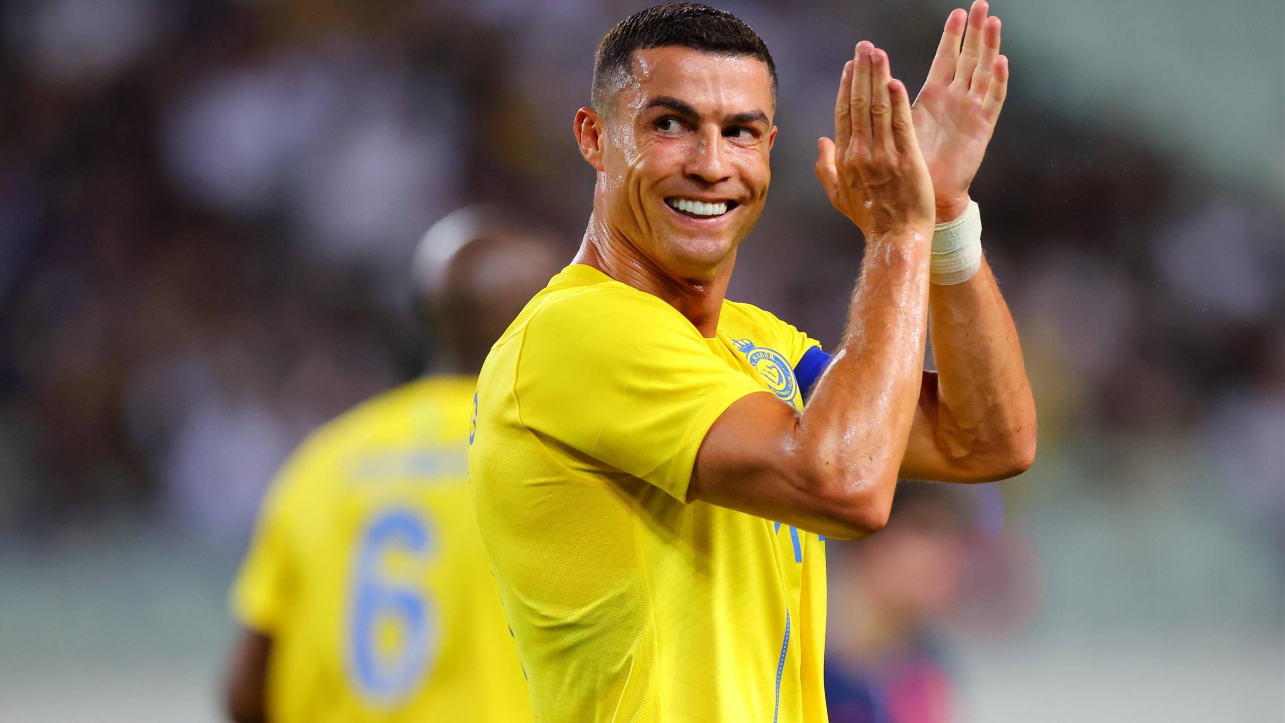 Cristiano Ronaldo A T h ran CR7 Accueilli En Star Avant Un Match D 