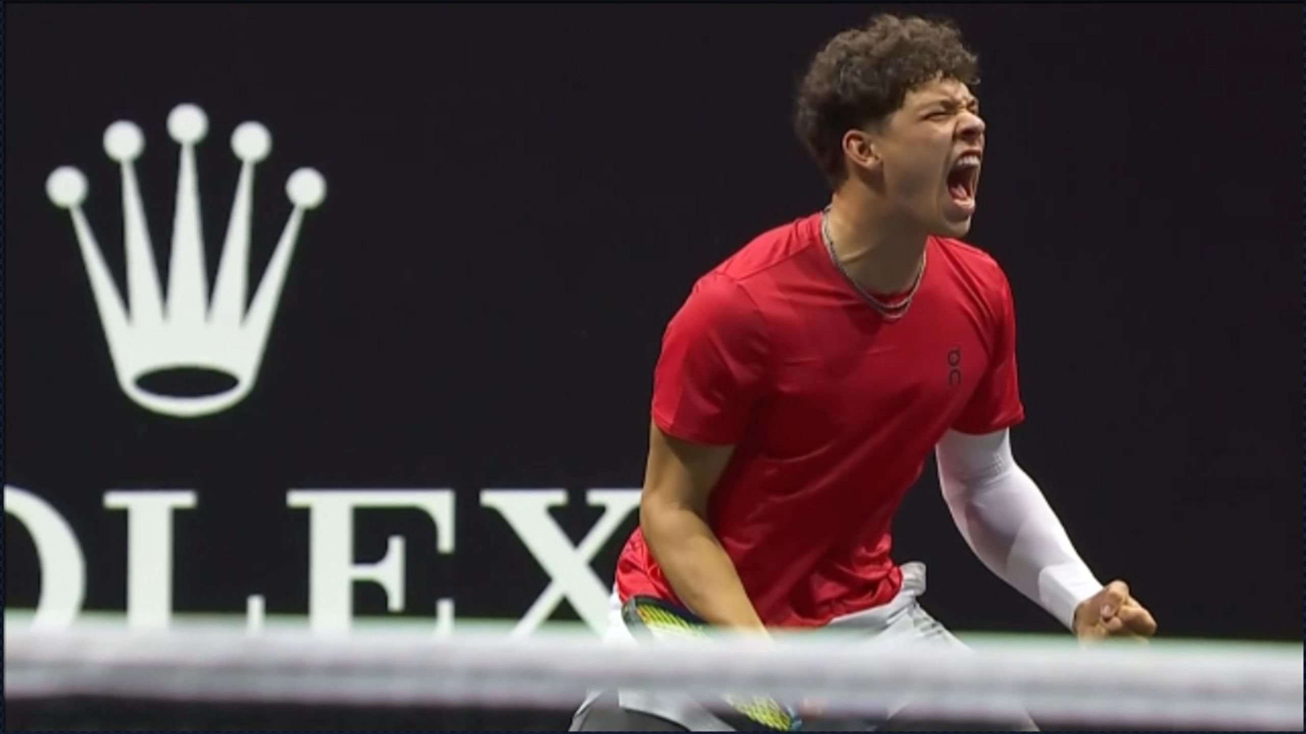 Laver Cup Watch as ferocious return winner from Ben Shelton leaves