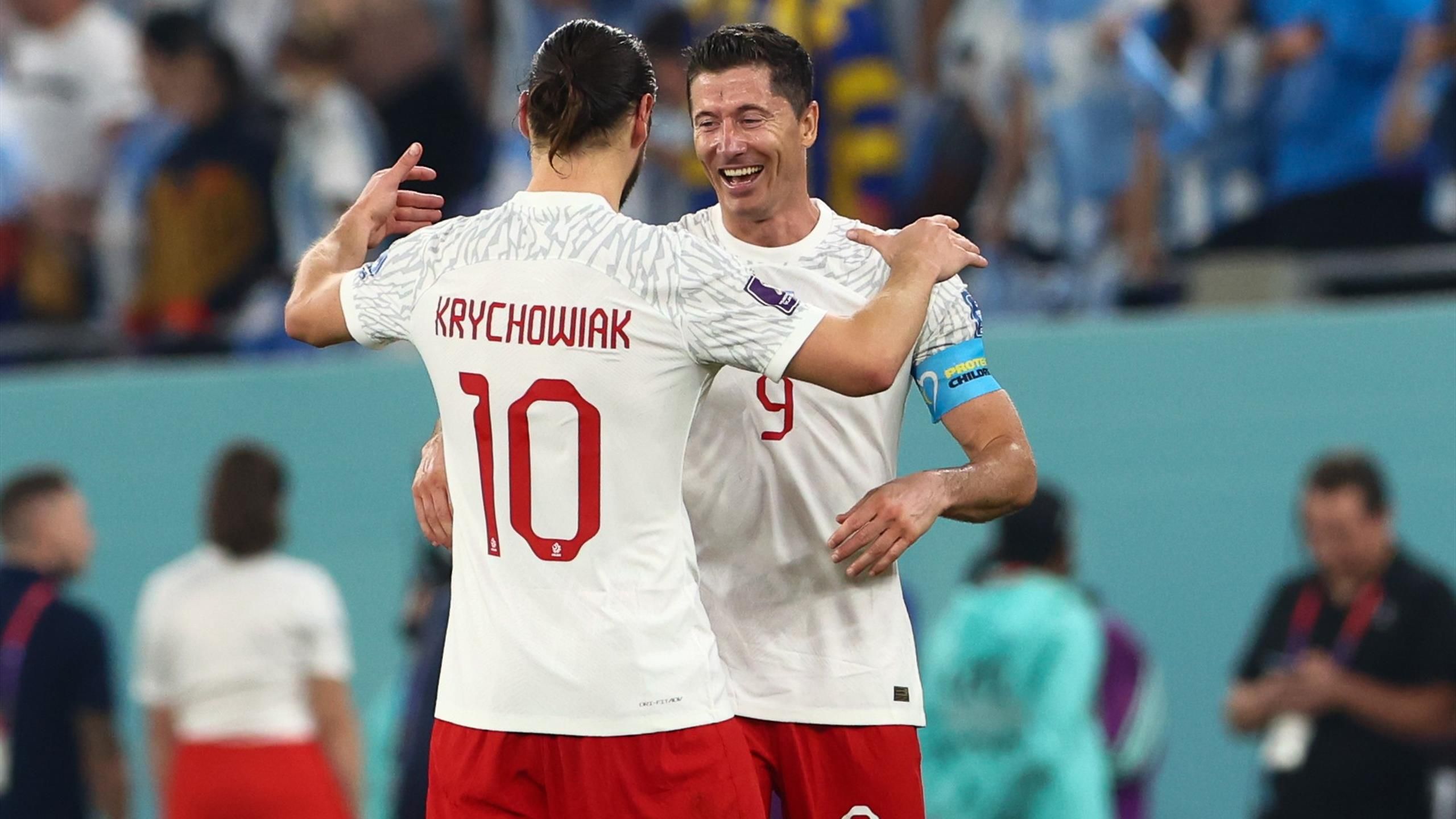 Lewandowski bids farewell to Krychowiak with an anecdote – Eurosport