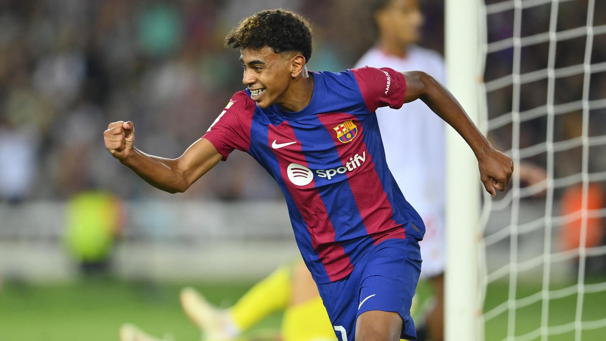 OFICIAL Lamine Yamal Renueva Por El FC Barcelona Hasta 2026 Eurosport