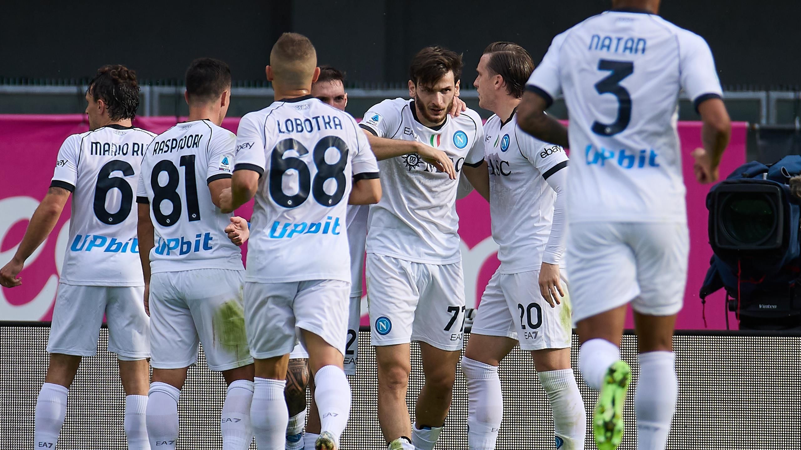 SERIE A - Verona-Napoli 1-3, Kvaratskhelia e Politano fanno respirare  Garcia. Altra sconfitta per la squadra di Baroni - Eurosport