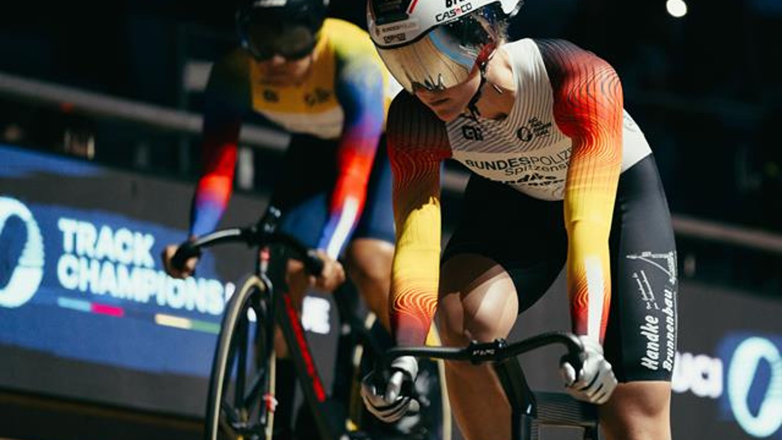 Zwei Siege für Pröpster: Alle Sprint-Finals der Frauen bei der UCI ...