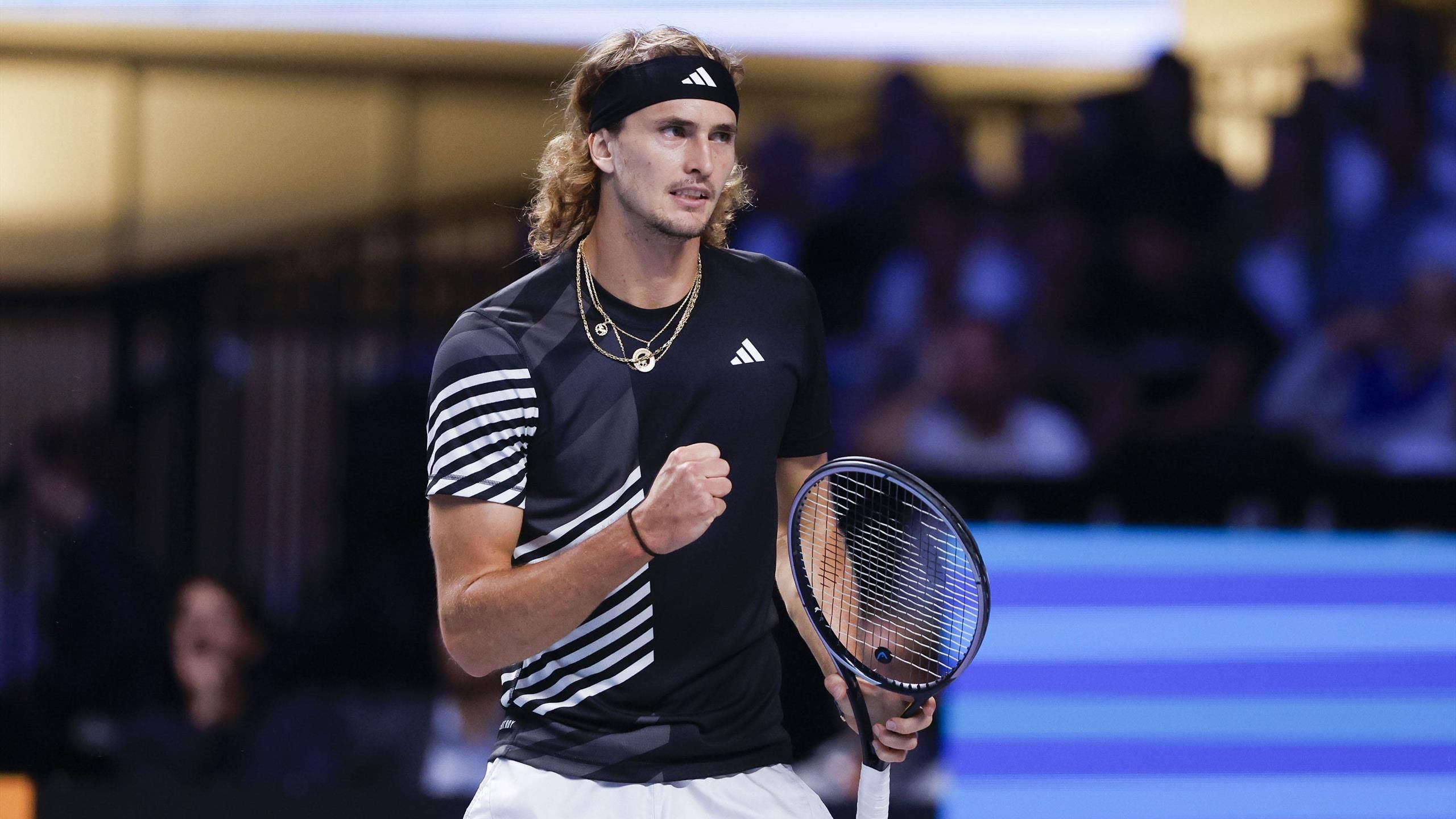 The Rise of Alexander Zverev: Dominant Performance in Vienna Sets Stage for Round of 16 Clash