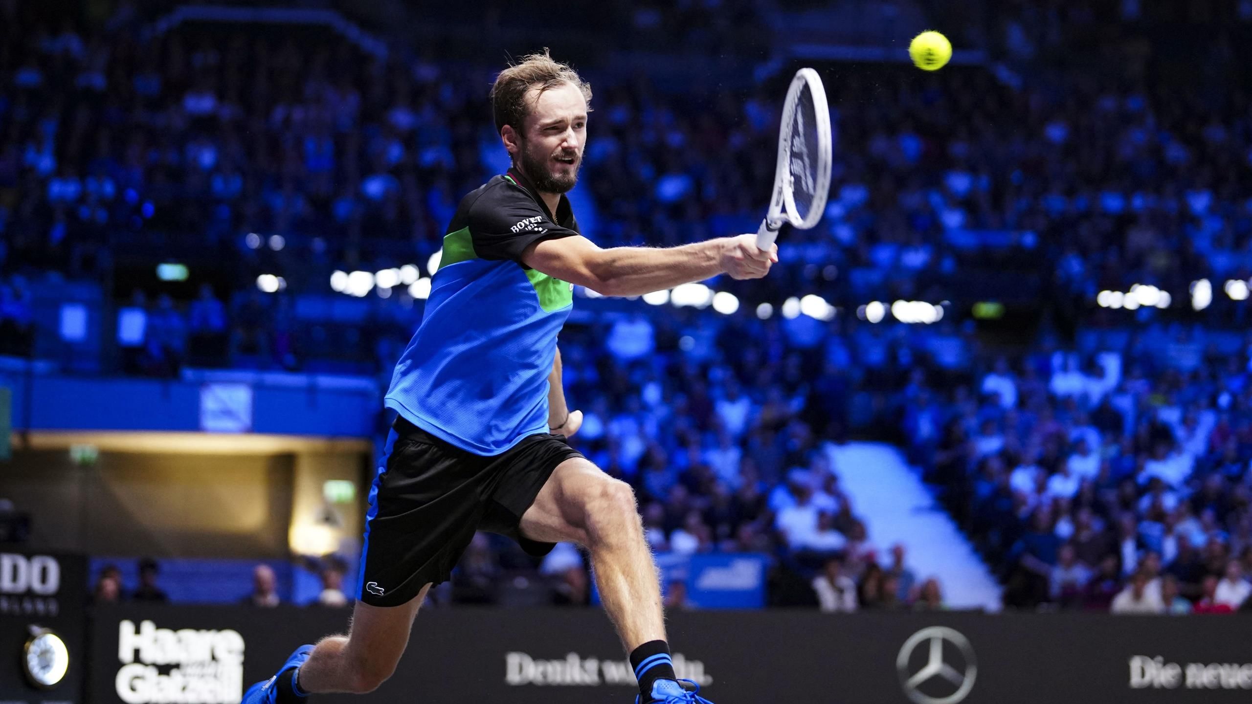 Vienna Open: Daniil Medvedev sets up Stefanos Tsitsipas semi-final