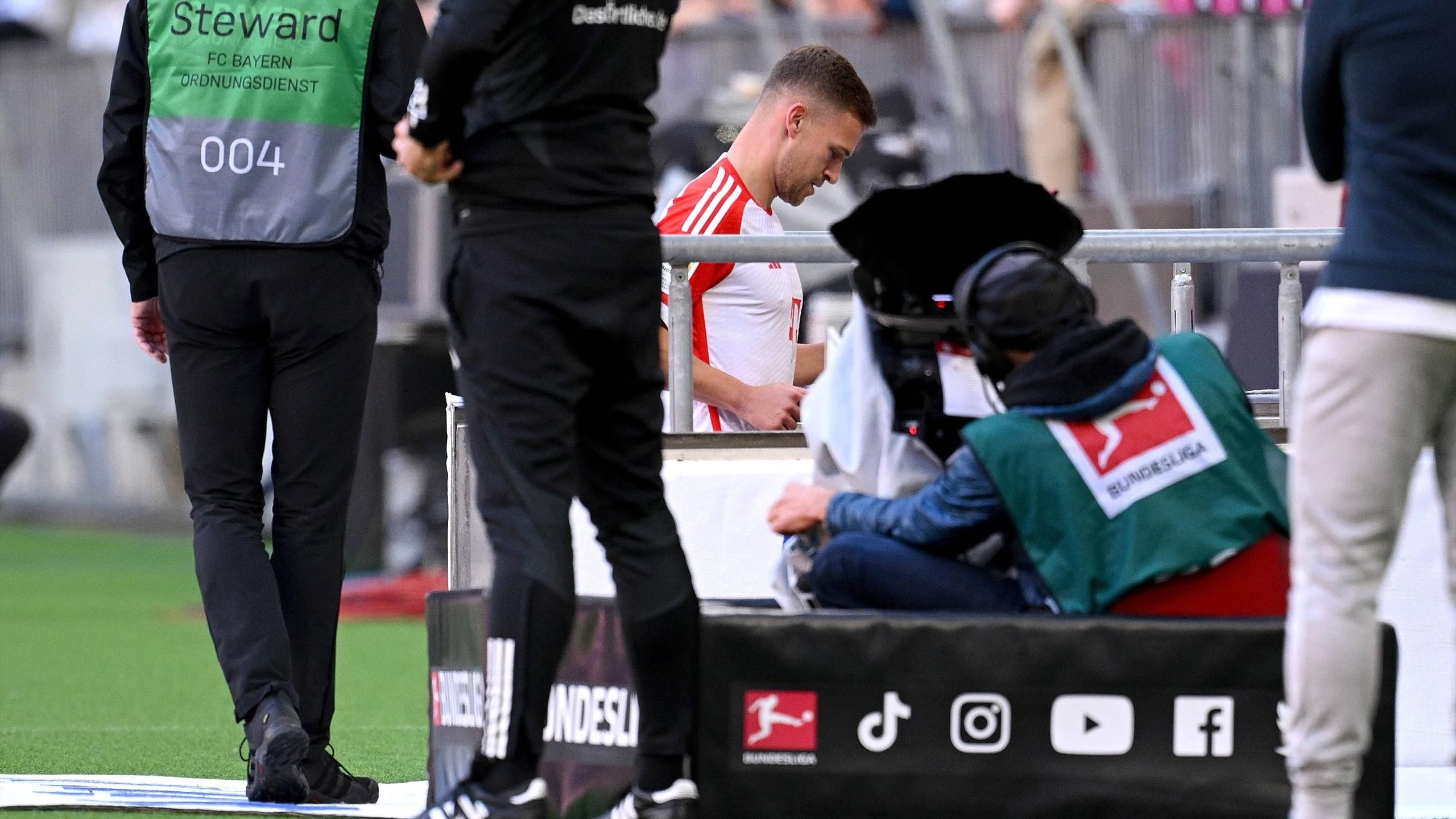 Joshua Kimmich z Bayernu Monachium otrzymał czerwoną kartkę po czterech minutach meczu z Darmstadt. To był katastrofalny tydzień dla gwiazdorskiego pomocnika.