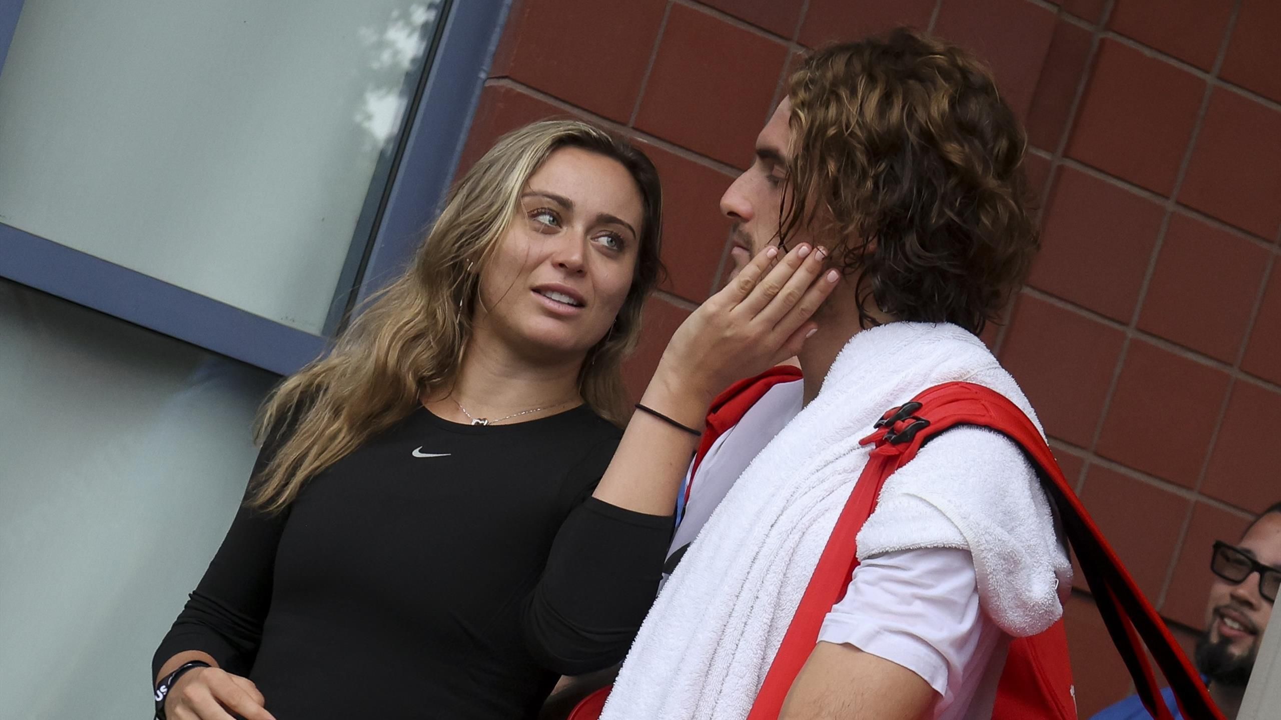 Paula Badosa von Fans wegen Stefanos Tsitsipas' Form angegangen