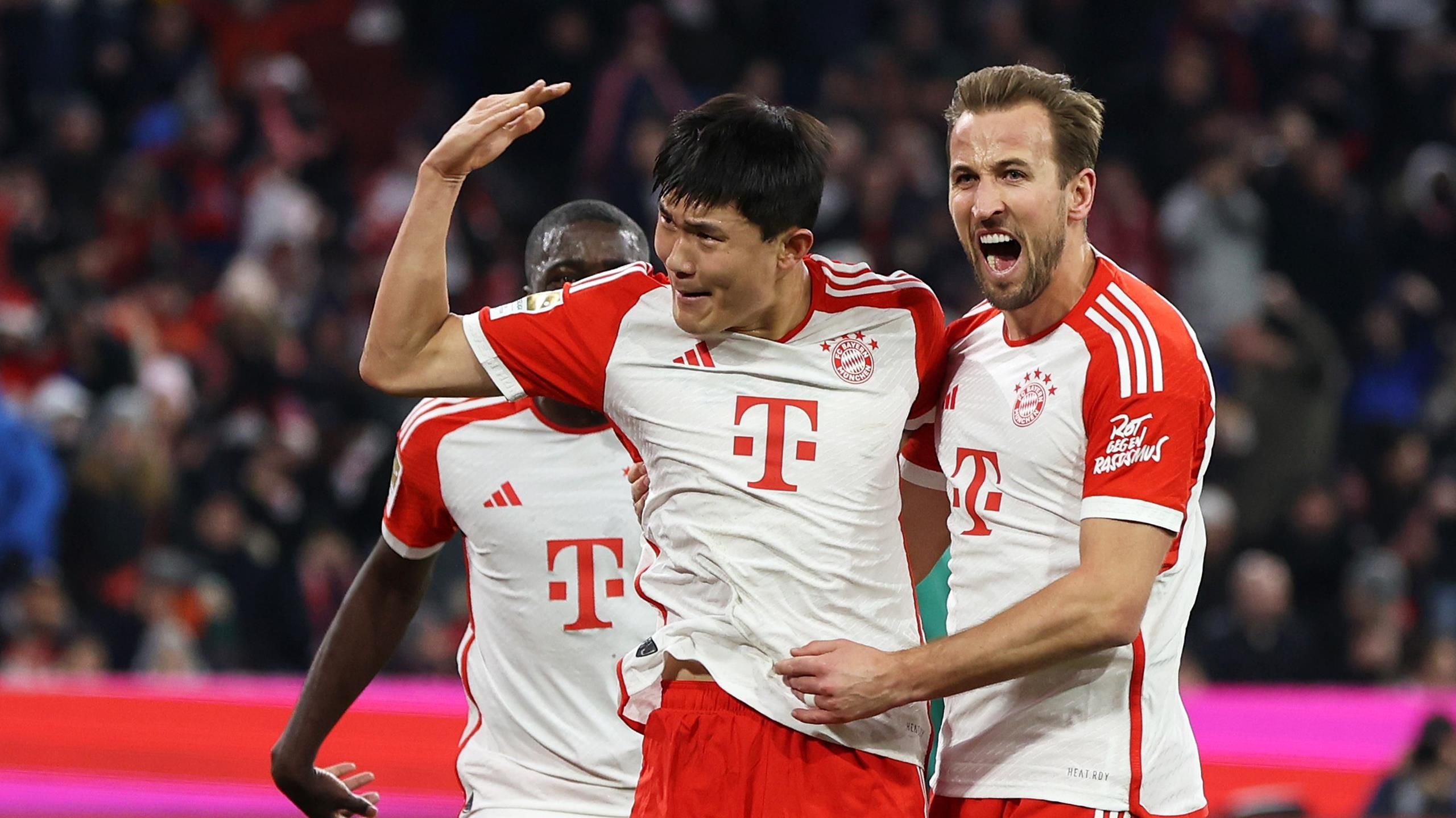Bayern Múnich celebra una clara victoria en casa ante el Stuttgart y se mantiene cerca del Bayer Leverkusen