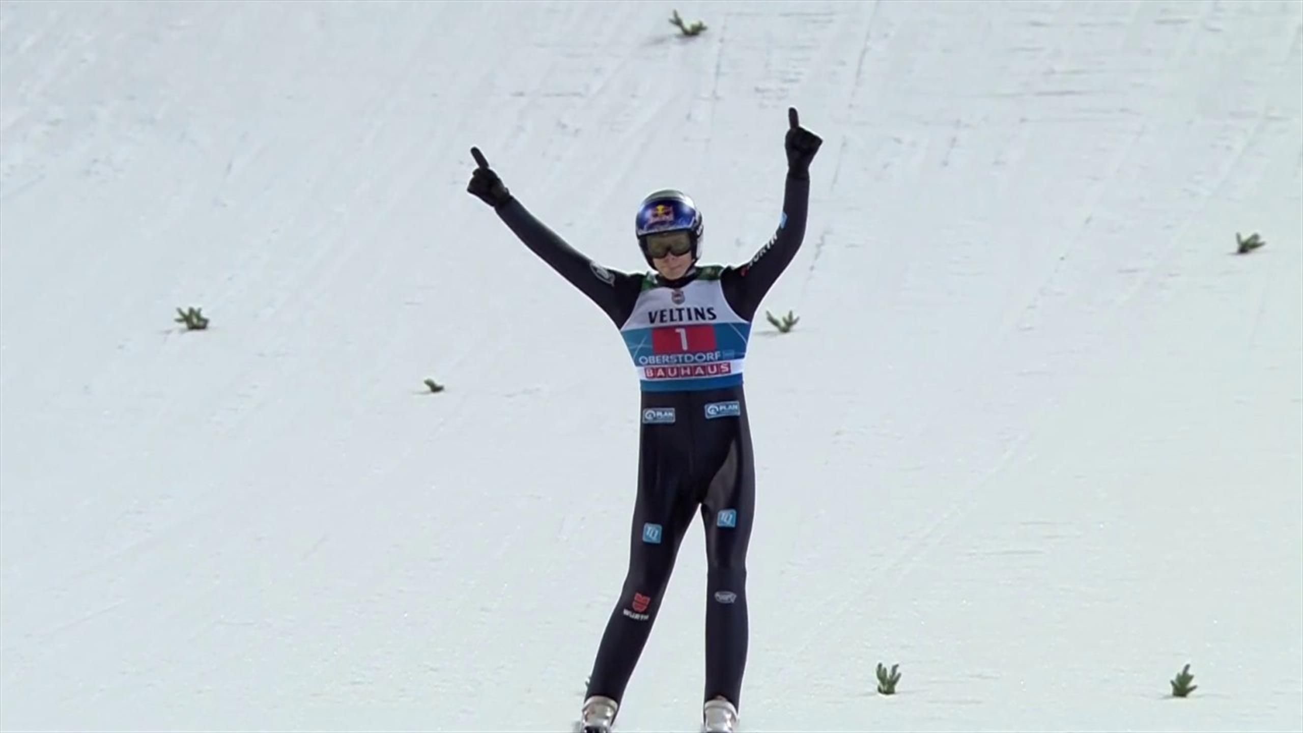 Vierschanzentournee 139,5 Meter! Andreas Wellinger fliegt im ersten