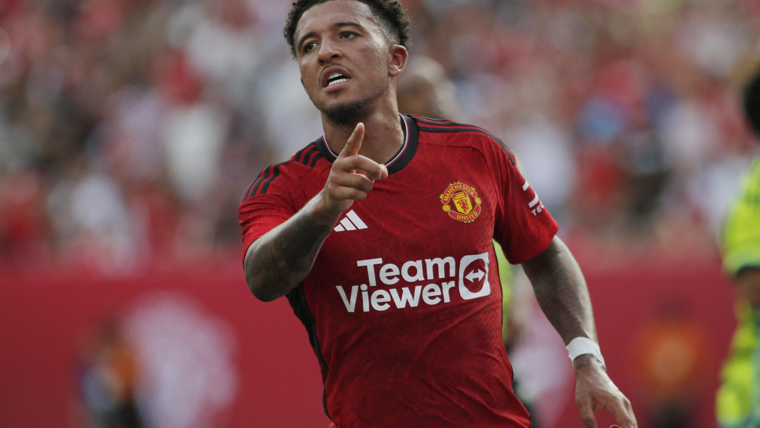 Manchester United could see Jadon Sancho and Scott McTominay leave