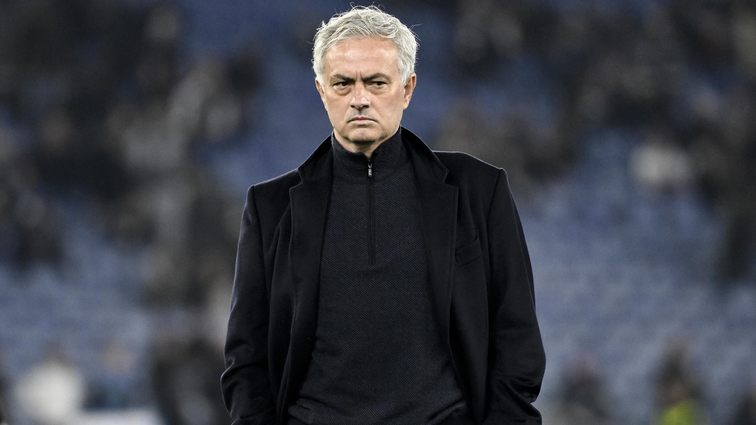 Favorite Sneakers José Mourinho - image 6