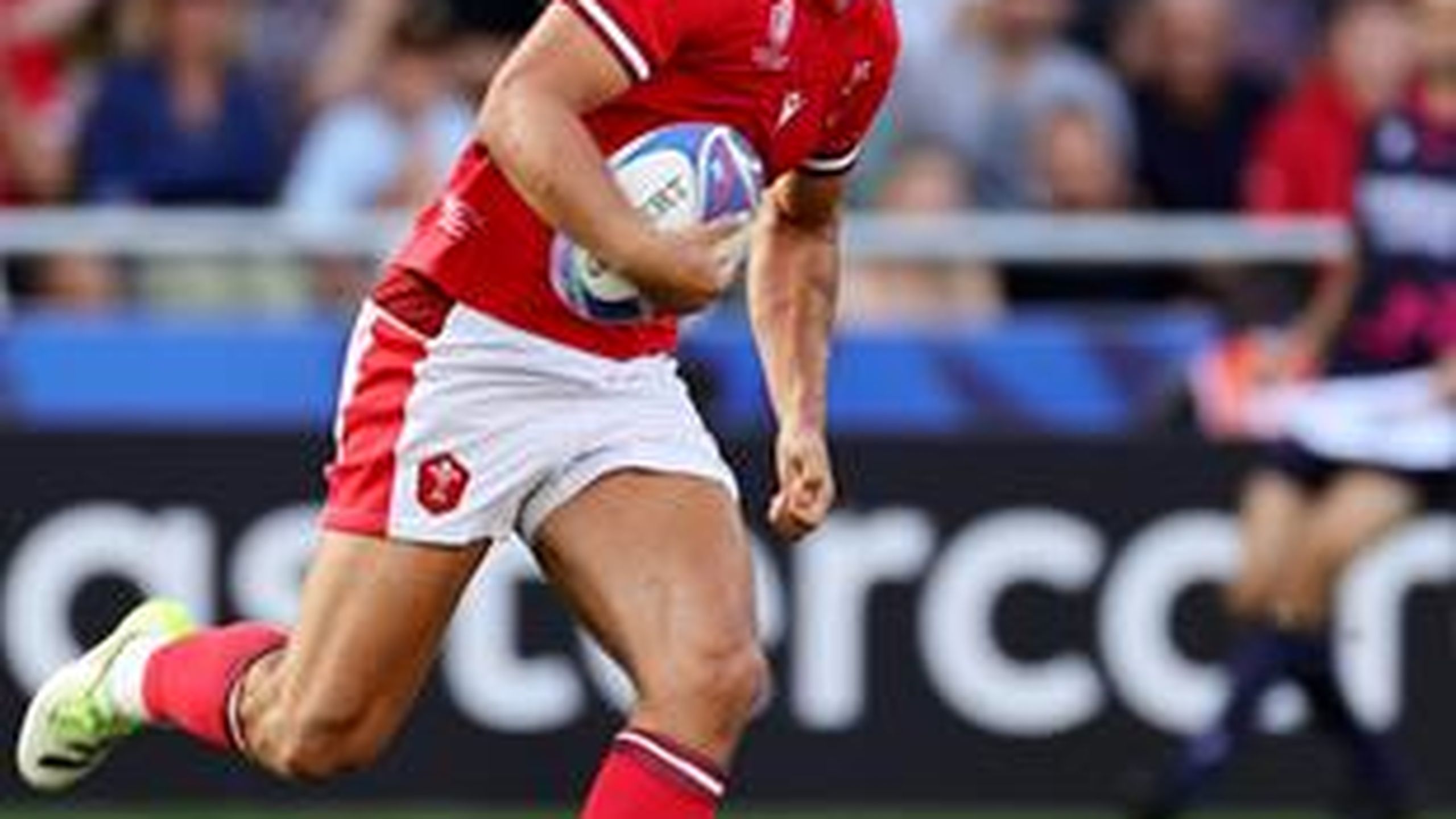 Louis Rees-Zammit spiega la scelta di lasciare il rugby per la NFL ...