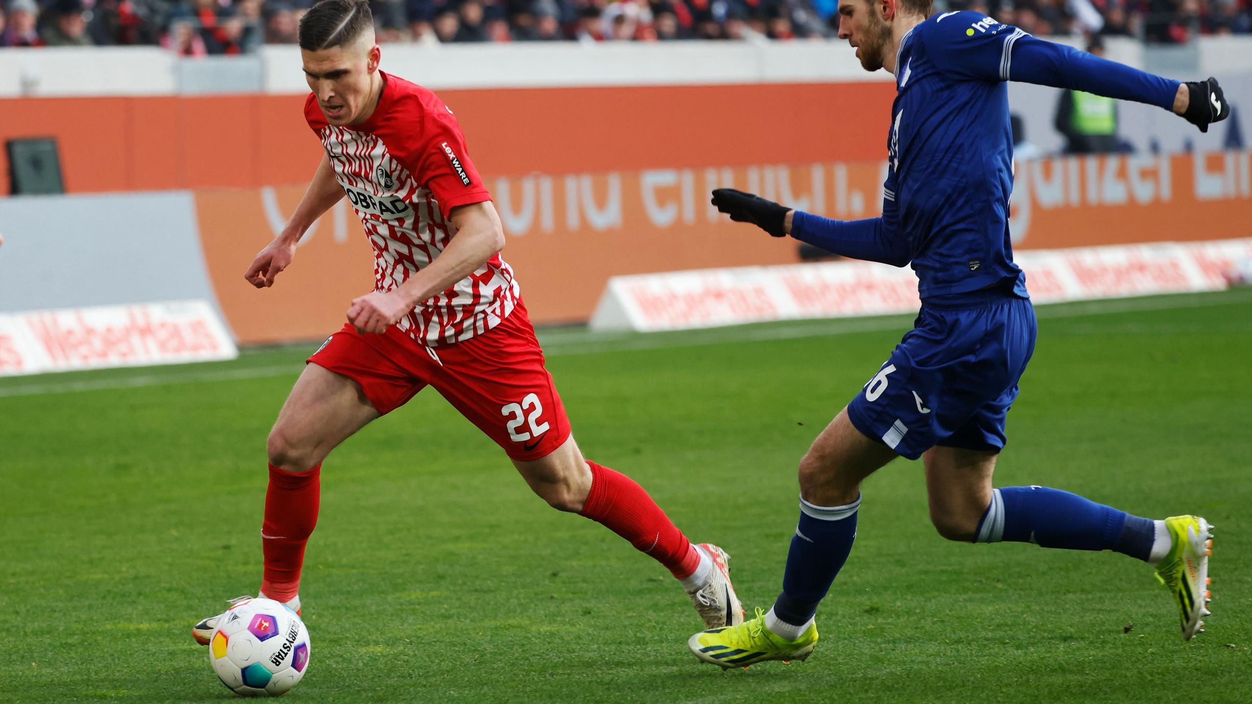 Erős nap a Bundesligában: Sallai győztes gólt szerzett, botrány a Bochum-Stuttgart meccsen