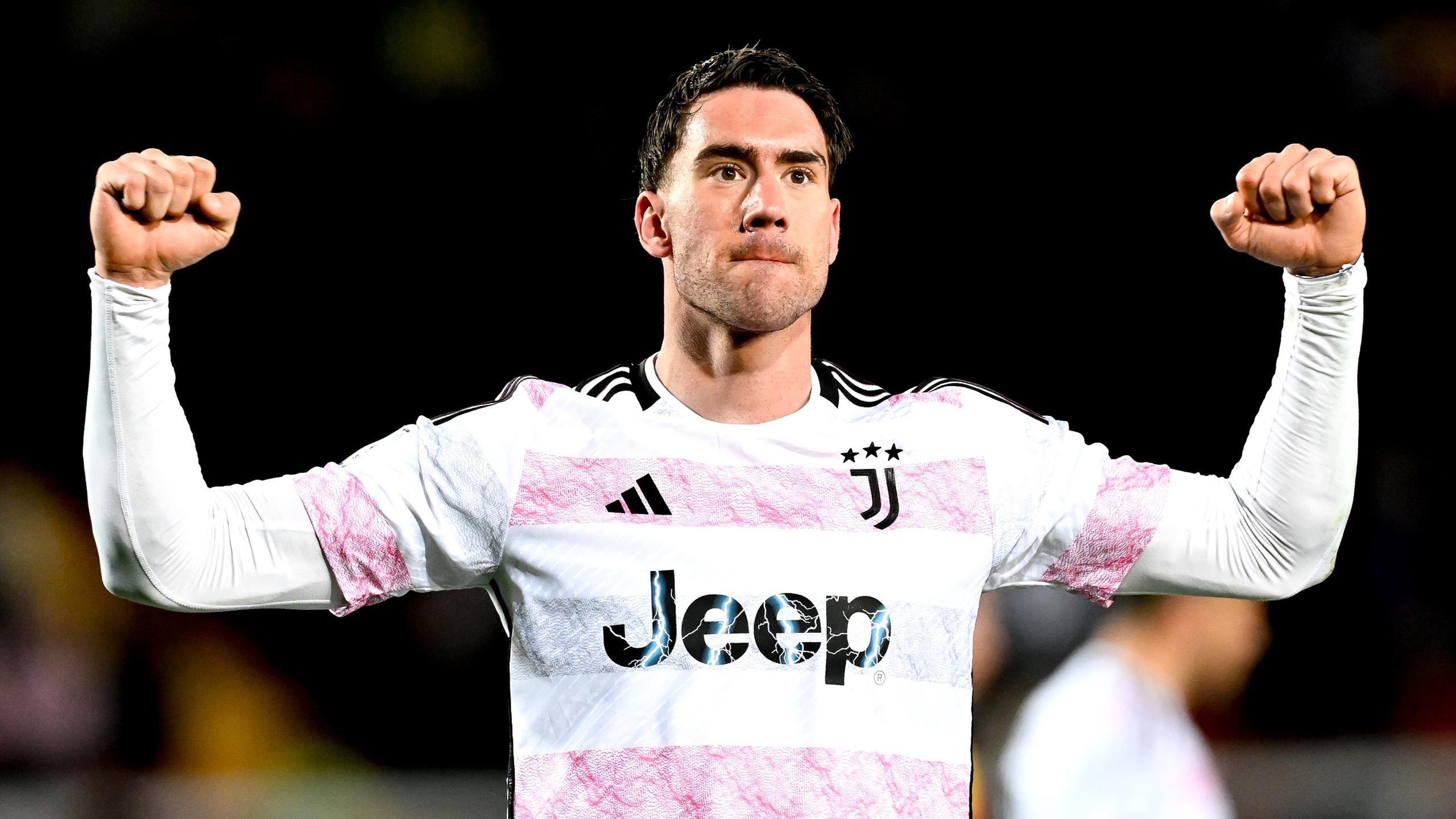 Lecce 0 3 Juventus Dusan Vlahovic double helps Juve move top of