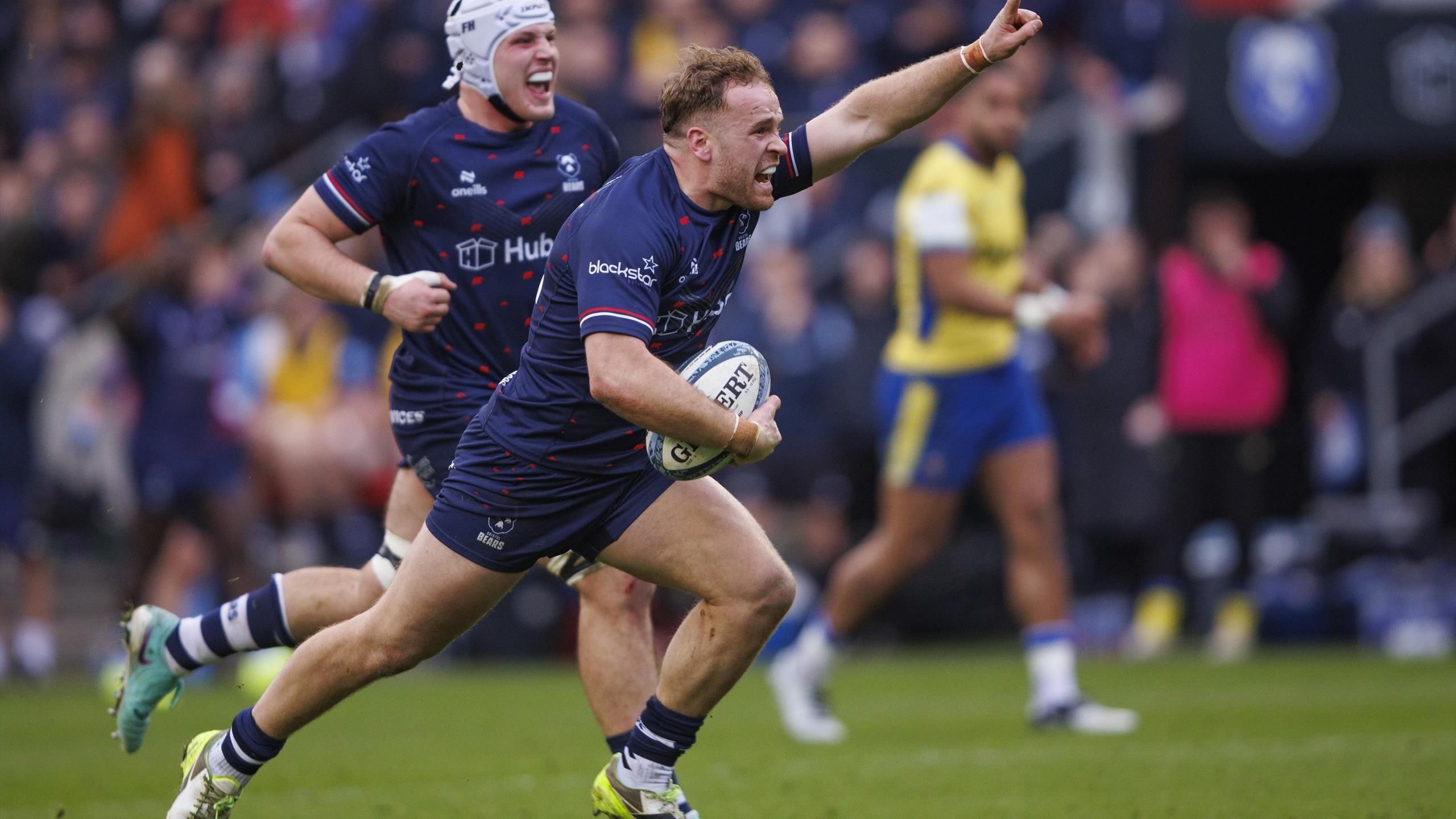Bristol hold off Bath in West Country derby classic, Farrell steers Sarries to Exeter win